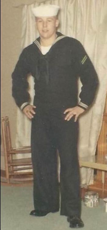 <i class="material-icons" data-template="memories-icon">account_balance</i><br/>Walter F Anderson, Navy<br/><div class='remember-wall-long-description'>
  My Brother Walter F Anderson</div><a class='btn btn-primary btn-sm mt-2 remember-wall-toggle-long-description' onclick='initRememberWallToggleLongDescriptionBtn(this)'>Learn more</a>