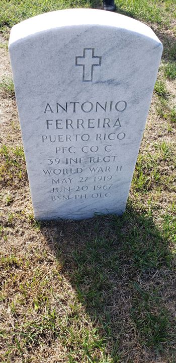 <i class="material-icons" data-template="memories-icon">account_balance</i><br/>Antonio Ferreira, Army<br/><div class='remember-wall-long-description'>Although I didn't know you I want to honor your memory in our family. God Bless! With love</div><a class='btn btn-primary btn-sm mt-2 remember-wall-toggle-long-description' onclick='initRememberWallToggleLongDescriptionBtn(this)'>Learn more</a>