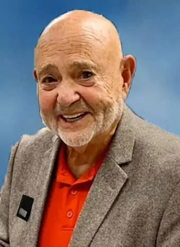 <i class="material-icons" data-template="memories-icon">account_balance</i><br/>William Kearney, Army, E5 Sergeant/Medic<br/>Posted by: Dana Kearney<br/><div class='remember-wall-long-description'>Honoring my husband, an Army E5 Sergeant/Medic who served with love and courage.</div><a class='btn btn-primary btn-sm mt-2 remember-wall-toggle-long-description' onclick='initRememberWallToggleLongDescriptionBtn(this)'>Learn more</a>