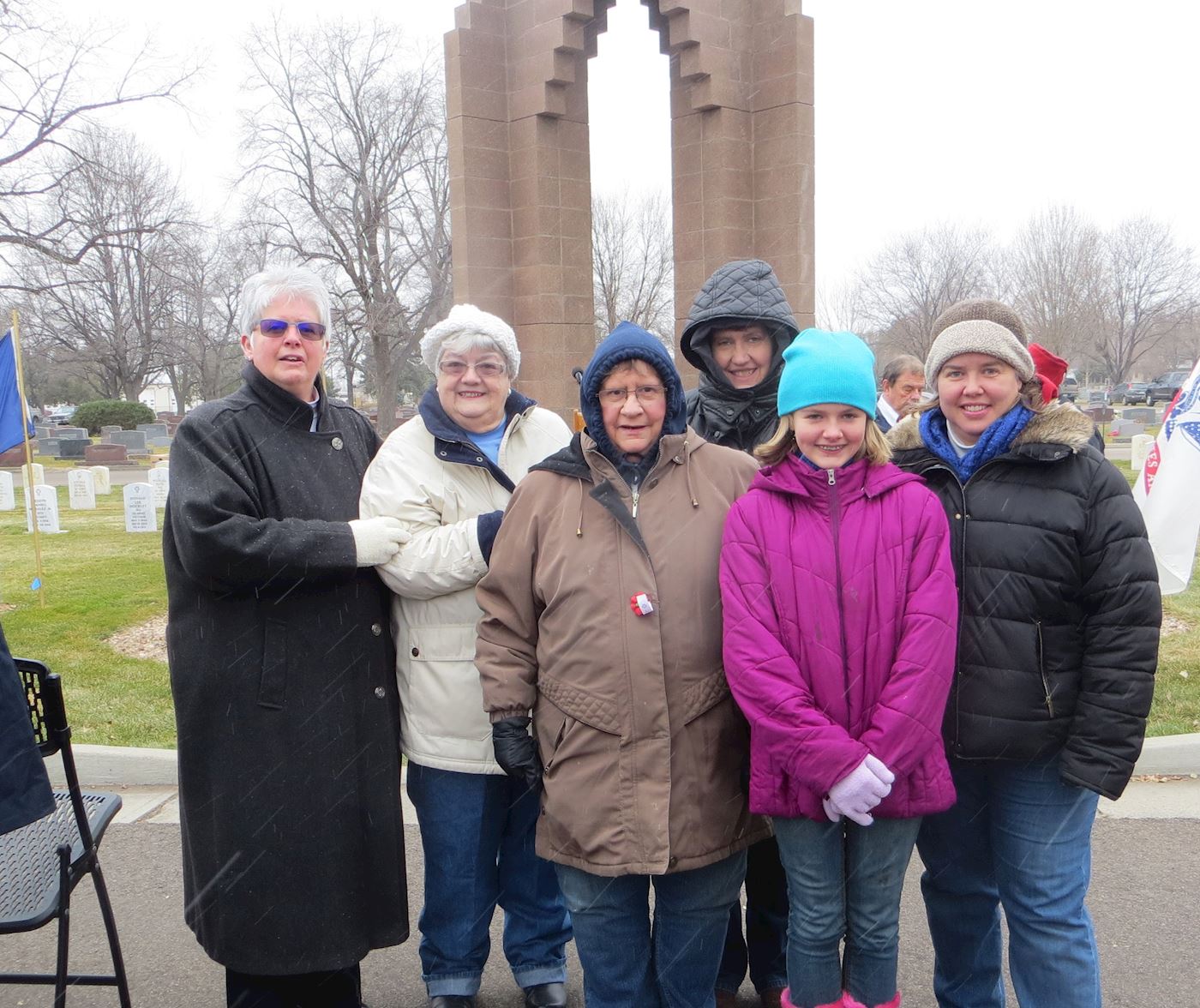 Glorietta Pass Chapter, Daughters of the Union volunteers placed wreaths at the old Veteran's Section
