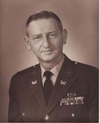 <i class="material-icons" data-template="memories-icon">account_balance</i><br/>Howard Warren Clark, Army<br/><div class='remember-wall-long-description'>Col. Howard Warren Clark, U.S. Army, Corps of Engineers, USMA 1941</div><a class='btn btn-primary btn-sm mt-2 remember-wall-toggle-long-description' onclick='initRememberWallToggleLongDescriptionBtn(this)'>Learn more</a>