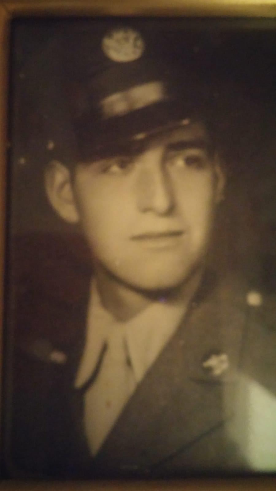 <i class="material-icons" data-template="memories-icon">chat_bubble</i><br/>Joseph Ferrara<br/><div class='remember-wall-long-description'>Thank you for your service!</div><a class='btn btn-primary btn-sm mt-2 remember-wall-toggle-long-description' onclick='initRememberWallToggleLongDescriptionBtn(this)'>Learn more</a>