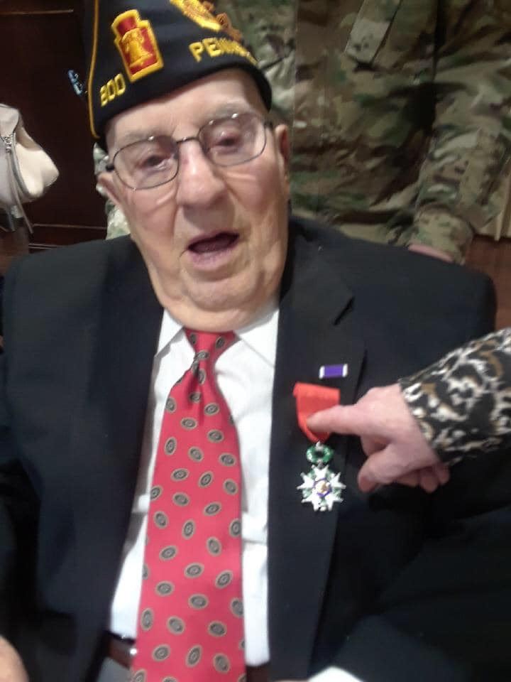 <i class="material-icons" data-template="memories-icon">account_balance</i><br/>Peter  Rossetti, US Navy<br/>Posted by: lisa moletzsky<br/><div class='remember-wall-long-description'>
  Uncle Pete, your bravery and courage during the landing on Normandy, enabled you to help others before you were injured. We miss and love you!</div><a class='btn btn-primary btn-sm mt-2 remember-wall-toggle-long-description' onclick='initRememberWallToggleLongDescriptionBtn(this)'>Learn more</a>