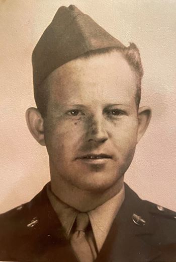 <i class="material-icons" data-template="memories-icon">account_balance</i><br/>Jasper "Red" Baysinger Jr., Army<br/><div class='remember-wall-long-description'>WWII Veteran
Beloved father, grandfather and friend.
Was a great man and a very involved resident of Downey!</div><a class='btn btn-primary btn-sm mt-2 remember-wall-toggle-long-description' onclick='initRememberWallToggleLongDescriptionBtn(this)'>Learn more</a>