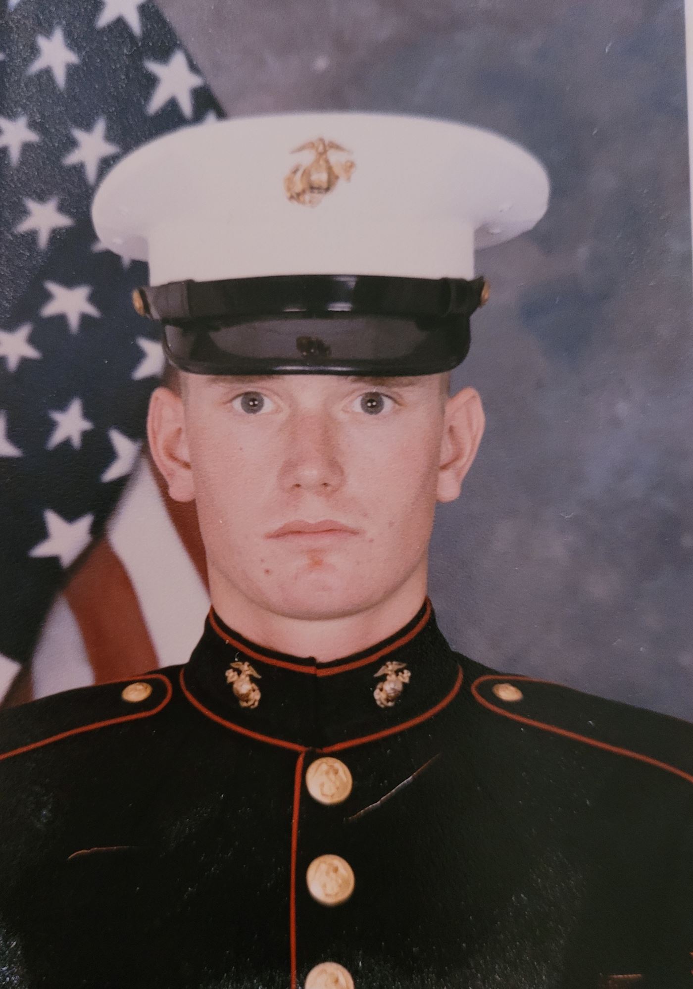 <i class="material-icons" data-template="memories-icon">favorite_border</i><br/>Dan Bailey , Marine Corps<br/><div class='remember-wall-long-description'>Praying for continued protection of all who serve.</div><a class='btn btn-primary btn-sm mt-2 remember-wall-toggle-long-description' onclick='initRememberWallToggleLongDescriptionBtn(this)'>Learn more</a>