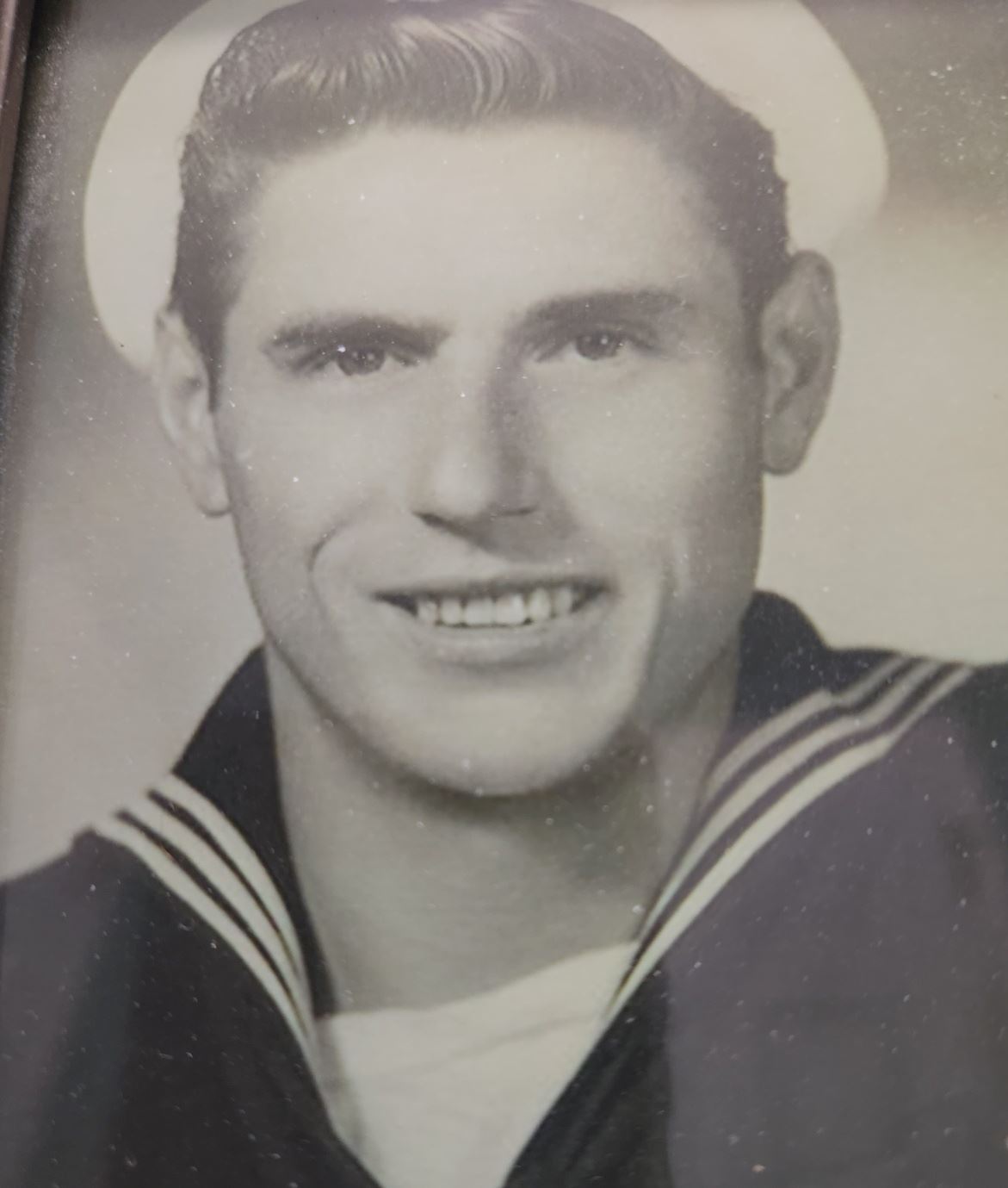 <i class="material-icons" data-template="memories-icon">chat_bubble</i><br/>Jack Ross Franklin<br/><div class='remember-wall-long-description'>In Memoriam of Jack Ross Franklin USN who served his Country in WWII, the Korean War and early Vietnam War. He is deeply missed by his family, shipmates and friends. A grateful nation thanks you. Pax Vobiscum.</div><a class='btn btn-primary btn-sm mt-2 remember-wall-toggle-long-description' onclick='initRememberWallToggleLongDescriptionBtn(this)'>Learn more</a>