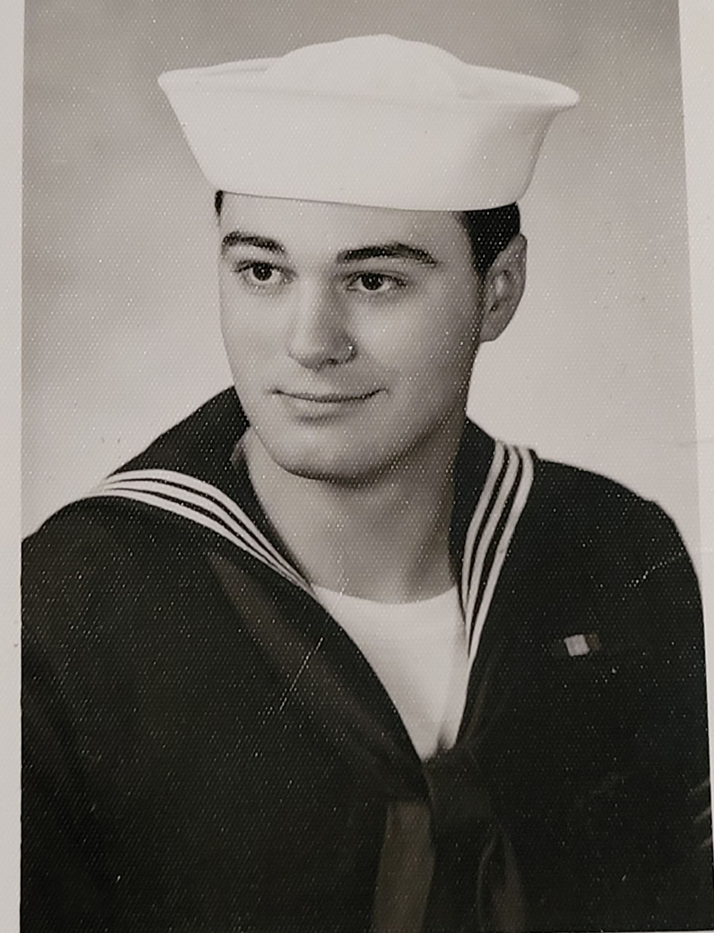 <i class="material-icons" data-template="memories-icon">cloud</i><br/>Gary Smith, Navy<br/><div class='remember-wall-long-description'>Dad, we miss you everyday. Merry Christmas. We love you.</div><a class='btn btn-primary btn-sm mt-2 remember-wall-toggle-long-description' onclick='initRememberWallToggleLongDescriptionBtn(this)'>Learn more</a>