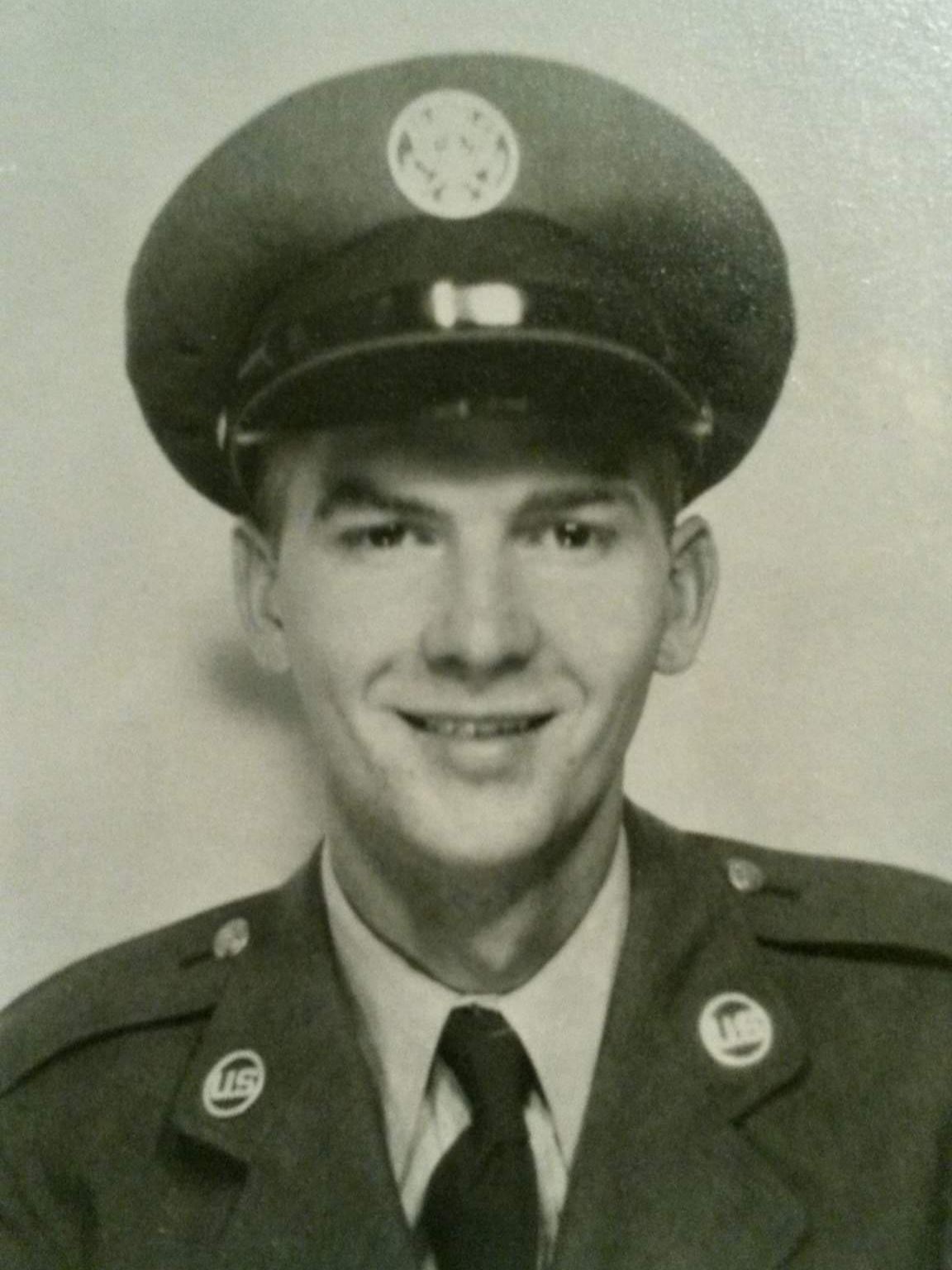 <i class="material-icons" data-template="memories-icon">account_balance</i><br/>Michael Kofile, Air Force<br/>Born 6/2/1936<br/>Passed on 8/26/1985<br/><div class='remember-wall-long-description'>
  In memory of my father, Michael Kofile, US Airforce. Thank you Daddy, love you forever.</div><a class='btn btn-primary btn-sm mt-2 remember-wall-toggle-long-description' onclick='initRememberWallToggleLongDescriptionBtn(this)'>Learn more</a>