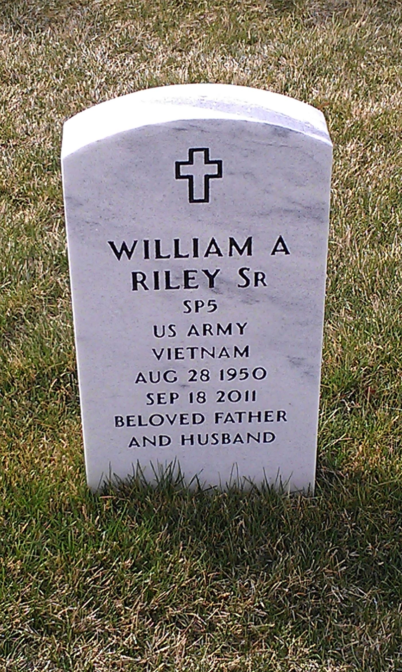 <i class="material-icons" data-template="memories-icon">message</i><br/>William A. Riley, Sr., Army<br/>Posted by: Debra Riley<br/><div class='remember-wall-long-description'>Your loving wife. Missing you 12 years later.</div><a class='btn btn-primary btn-sm mt-2 remember-wall-toggle-long-description' onclick='initRememberWallToggleLongDescriptionBtn(this)'>Learn more</a>