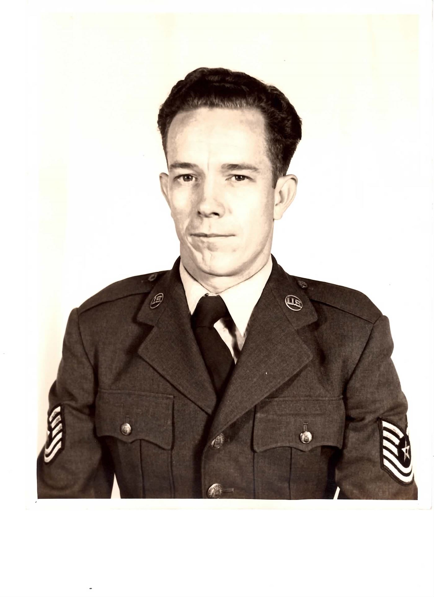 <i class="material-icons" data-template="memories-icon">account_balance</i><br/>Kyle Morgan, Air Force, TSgt<br/>Served from 1947 to 1977<br/>Born 10/12/1929<br/>Passed on 7/10/2011<br/>Posted by: Dreama B.<br/><div class='remember-wall-long-description'>May you rest in eternal peace, your loving daughter.</div><a class='btn btn-primary btn-sm mt-2 remember-wall-toggle-long-description' onclick='initRememberWallToggleLongDescriptionBtn(this)'>Learn more</a>