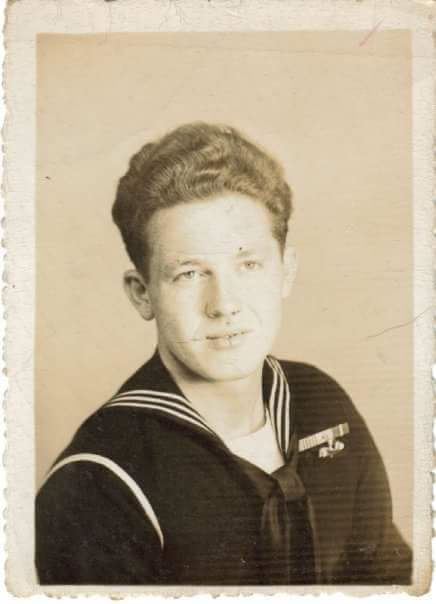 <i class="material-icons" data-template="memories-icon">account_balance</i><br/>Charles R Thomas Jr., Navy<br/>Posted by: Lisa Keever<br/><div class='remember-wall-long-description'>Charles Robert Thomas Jr for his service in WWII</div><a class='btn btn-primary btn-sm mt-2 remember-wall-toggle-long-description' onclick='initRememberWallToggleLongDescriptionBtn(this)'>Learn more</a>