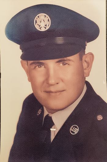 <i class="material-icons" data-template="memories-icon">account_balance</i><br/>Gerald Wexell, Air Force<br/><div class='remember-wall-long-description'>In memory of my father-in-law, Gerald Wexell.</div><a class='btn btn-primary btn-sm mt-2 remember-wall-toggle-long-description' onclick='initRememberWallToggleLongDescriptionBtn(this)'>Learn more</a>