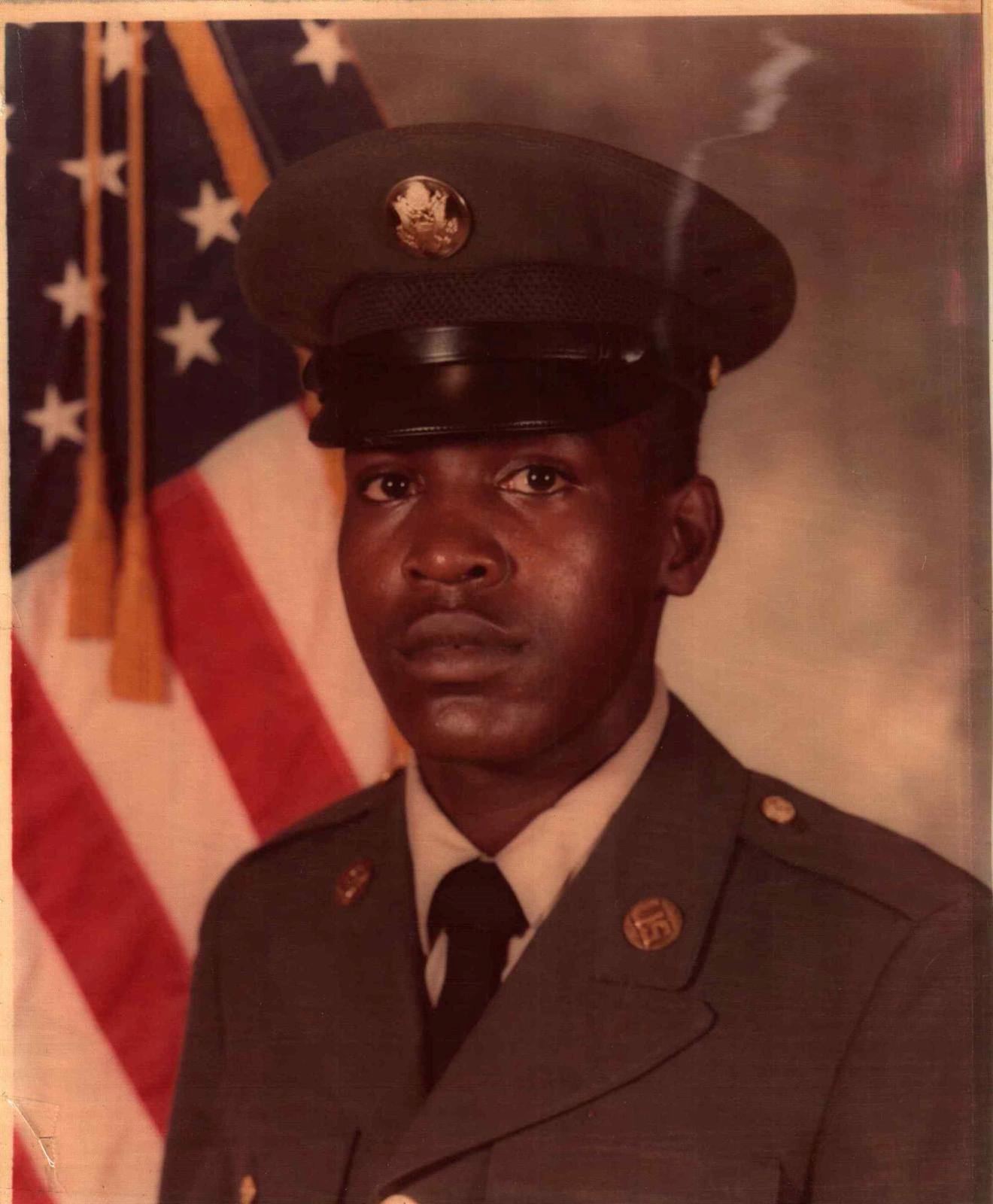 <i class="material-icons" data-template="memories-icon">chat_bubble</i><br/>Johnny Lee Walker, Jr.<br/><div class='remember-wall-long-description'>Johnny Lee Walker, Jr. -  United States Army -  September 13, 1954 - February 14, 2000 -  (Woodlawn Cemetery, Sandersville, GA)</div><a class='btn btn-primary btn-sm mt-2 remember-wall-toggle-long-description' onclick='initRememberWallToggleLongDescriptionBtn(this)'>Learn more</a>