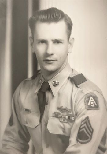 <i class="material-icons" data-template="memories-icon">account_balance</i><br/>Robert Maurice Potts Sr, Army<br/><div class='remember-wall-long-description'>Robert M. Potts Sr. Dedicated Sergeant in the United States Army - Korean War, and Loving Husband and Father. Till we meet again... Your Loving Family</div><a class='btn btn-primary btn-sm mt-2 remember-wall-toggle-long-description' onclick='initRememberWallToggleLongDescriptionBtn(this)'>Learn more</a>