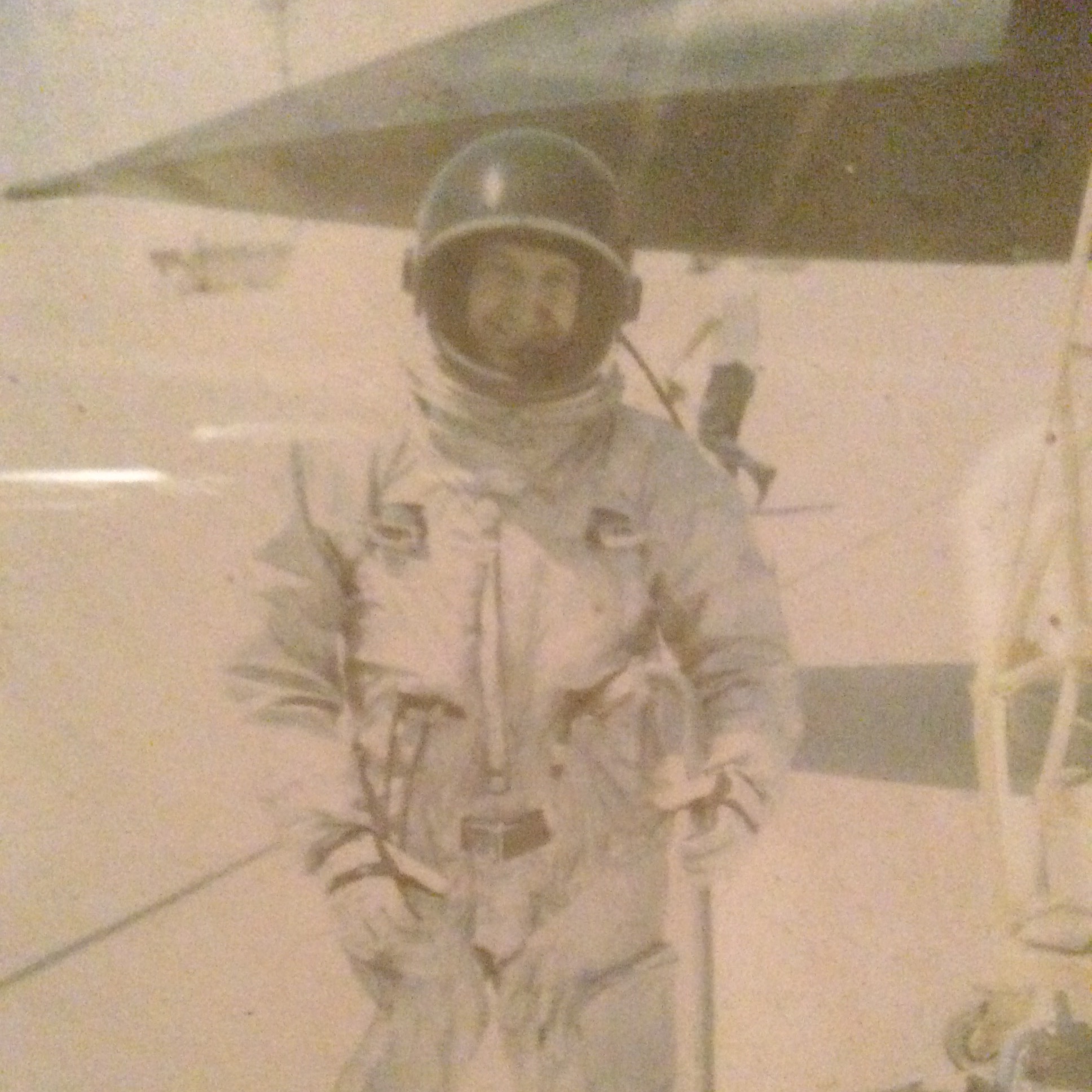 <i class="material-icons" data-template="memories-icon">chat_bubble</i><br/>Charles G McLean, Air Force, Colonel<br/>Posted by: Col Charles A McLean II<br/><div class='remember-wall-long-description'>We all miss you Dad. Merry Christmas sir.</div><a class='btn btn-primary btn-sm mt-2 remember-wall-toggle-long-description' onclick='initRememberWallToggleLongDescriptionBtn(this)'>Learn more</a>