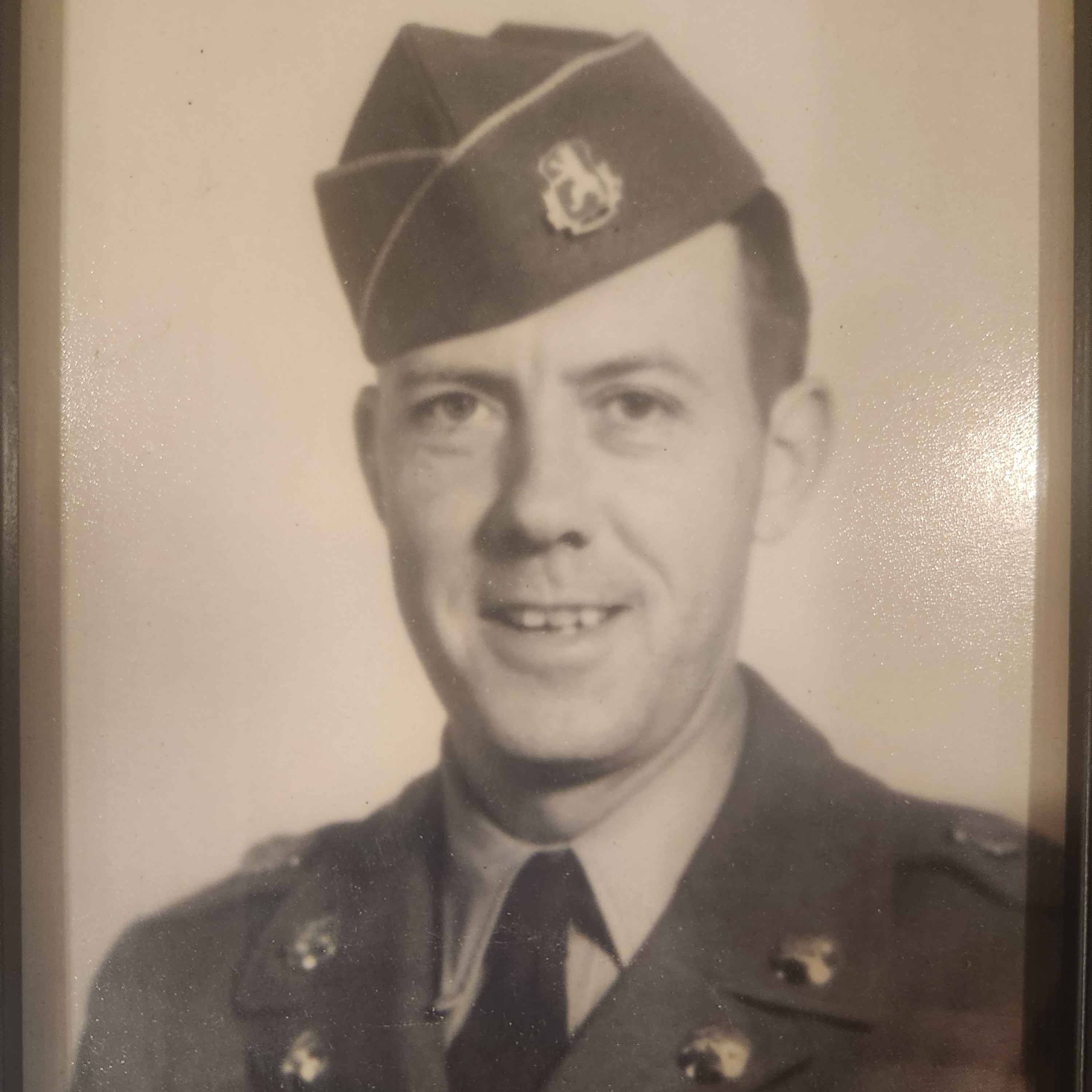 <i class="material-icons" data-template="memories-icon">chat_bubble</i><br/>Donald R. Slimmer, Army, Master Sargeant<br/>Posted by: Dale & Roxann Slimmer<br/><div class='remember-wall-long-description'>In honor of my father who guided my own career in the Army. Our time was too short.</div><a class='btn btn-primary btn-sm mt-2 remember-wall-toggle-long-description' onclick='initRememberWallToggleLongDescriptionBtn(this)'>Learn more</a>