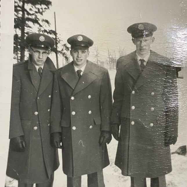 <i class="material-icons" data-template="memories-icon">chat_bubble</i><br/>Larry Jake Brandom, Air Force, <br/>Posted by: Carmin Hammons<br/><div class='remember-wall-long-description'>We love and miss you Grandpa!</div><a class='btn btn-primary btn-sm mt-2 remember-wall-toggle-long-description' onclick='initRememberWallToggleLongDescriptionBtn(this)'>Learn more</a>