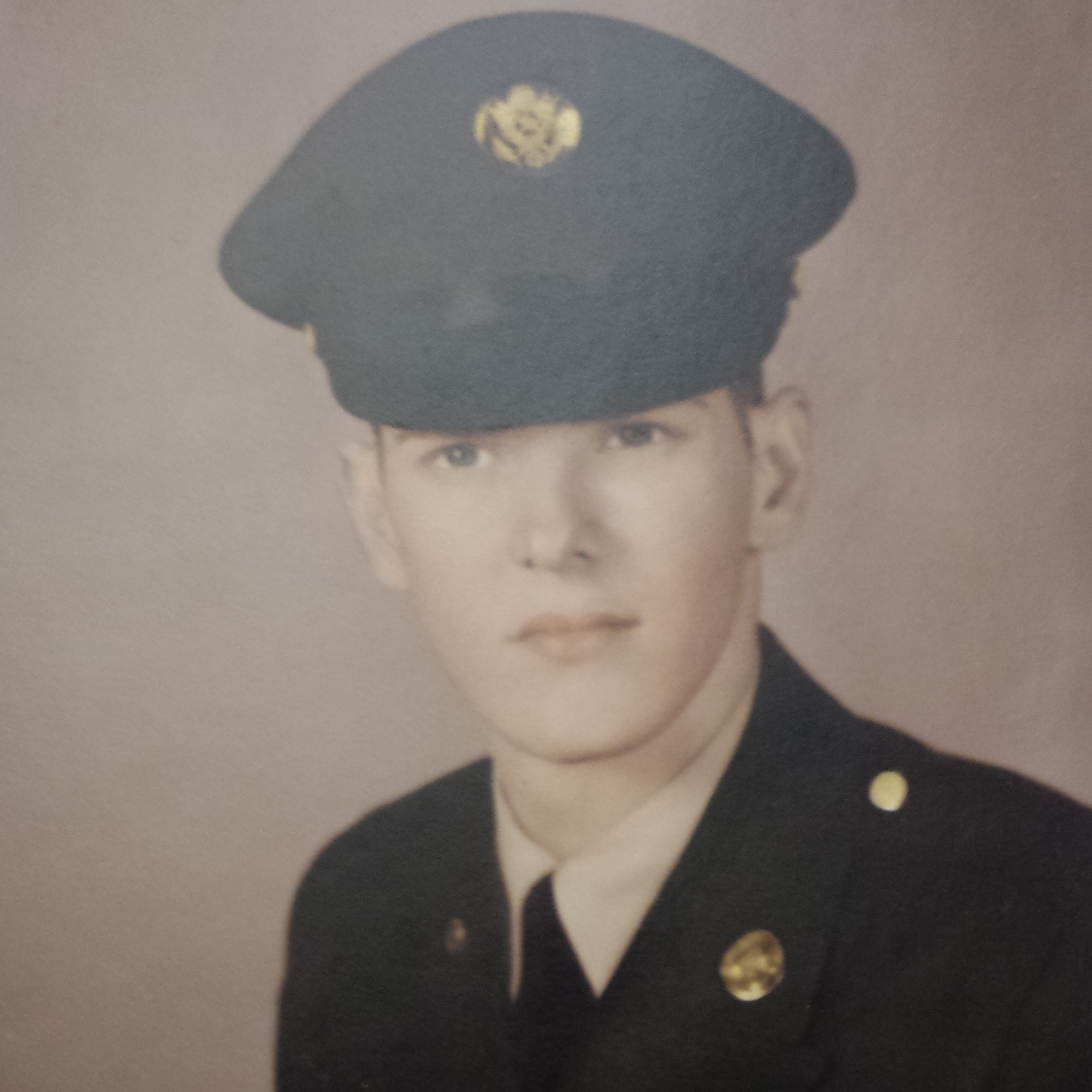 <i class="material-icons" data-template="memories-icon">chat_bubble</i><br/>Bobby G Stewart Sr, Army, SP4<br/>Posted by: Bobby G Stewart Jr.<br/><div class='remember-wall-long-description'>I will be forever proud of your service to our country. Your presense is dearly missed. I love you, Dad.</div><a class='btn btn-primary btn-sm mt-2 remember-wall-toggle-long-description' onclick='initRememberWallToggleLongDescriptionBtn(this)'>Learn more</a>