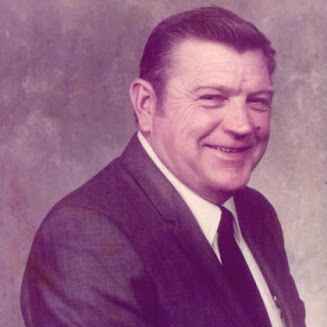 <i class="material-icons" data-template="memories-icon">chat_bubble</i><br/>Douglas Evans, Sr., Marine Corps, <br/>Born 2/20/1927<br/>Passed on 11/27/1976<br/>Posted by: Your Family<br/><div class='remember-wall-long-description'>Love you Daddy - miss you every day.</div><a class='btn btn-primary btn-sm mt-2 remember-wall-toggle-long-description' onclick='initRememberWallToggleLongDescriptionBtn(this)'>Learn more</a>