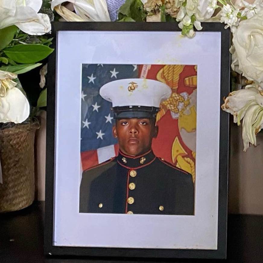 <i class="material-icons" data-template="memories-icon">chat_bubble</i><br/>Posted by: Anthony  Cassara<br/><div class='remember-wall-long-description'>Stephon Lane GoreGone but never forgotten, love you brother-Cassara</div><a class='btn btn-primary btn-sm mt-2 remember-wall-toggle-long-description' onclick='initRememberWallToggleLongDescriptionBtn(this)'>Learn more</a>