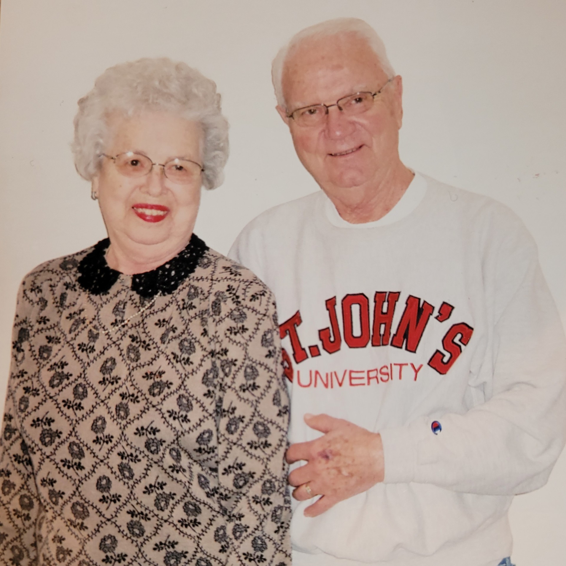 <i class="material-icons" data-template="memories-icon">chat_bubble</i><br/>James LaVoy, Navy, SI<br/>Born 4/1/1927<br/>Passed on 7/13/2021<br/>Posted by: Dan and Sarah Zirbes<br/><div class='remember-wall-long-description'>You are missed my the entire family Jim and Kate. Merry Christmas.</div><a class='btn btn-primary btn-sm mt-2 remember-wall-toggle-long-description' onclick='initRememberWallToggleLongDescriptionBtn(this)'>Learn more</a>