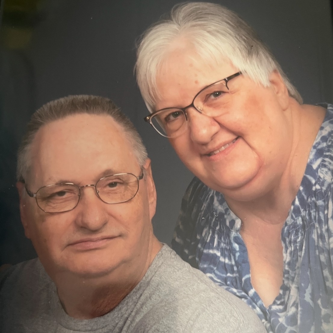 <i class="material-icons" data-template="memories-icon">chat_bubble</i><br/>Richard O Warman, Army, sp4<br/>Born 9/26/1947<br/>Passed on 7/5/2024<br/>Posted by: Mariah Rojas<br/><div class='remember-wall-long-description'>My beloved parents, Richard and Lana. We love you so much. Your legacy lives on through us. Until we meet again. Missing you here, but knowing you are with Jesus. Grant us peace.</div><a class='btn btn-primary btn-sm mt-2 remember-wall-toggle-long-description' onclick='initRememberWallToggleLongDescriptionBtn(this)'>Learn more</a>