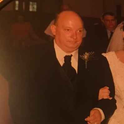 <i class="material-icons" data-template="memories-icon">chat_bubble</i><br/>Posted by: Vince, Dee, Emma, Grace, Maddy & Natalie<br/><div class='remember-wall-long-description'>In memory of my Dad ~ Stanley Robert Bichler, Sr</div><a class='btn btn-primary btn-sm mt-2 remember-wall-toggle-long-description' onclick='initRememberWallToggleLongDescriptionBtn(this)'>Learn more</a>