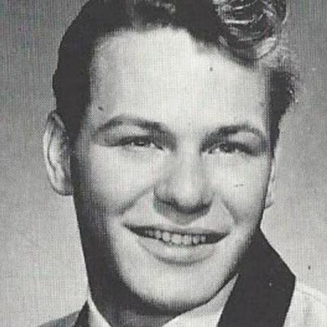 <i class="material-icons" data-template="memories-icon">chat_bubble</i><br/>Richard Carbone, Army, SP4<br/>Born 3/13/1949<br/>Passed on 5/19/1969<br/>Posted by: Joseph Carbone<br/><div class='remember-wall-long-description'>Dear Richie, Merry Christmas to my big brother. You are always in my thoughts and heart. Till we meet again....Love you forever, Joe</div><a class='btn btn-primary btn-sm mt-2 remember-wall-toggle-long-description' onclick='initRememberWallToggleLongDescriptionBtn(this)'>Learn more</a>