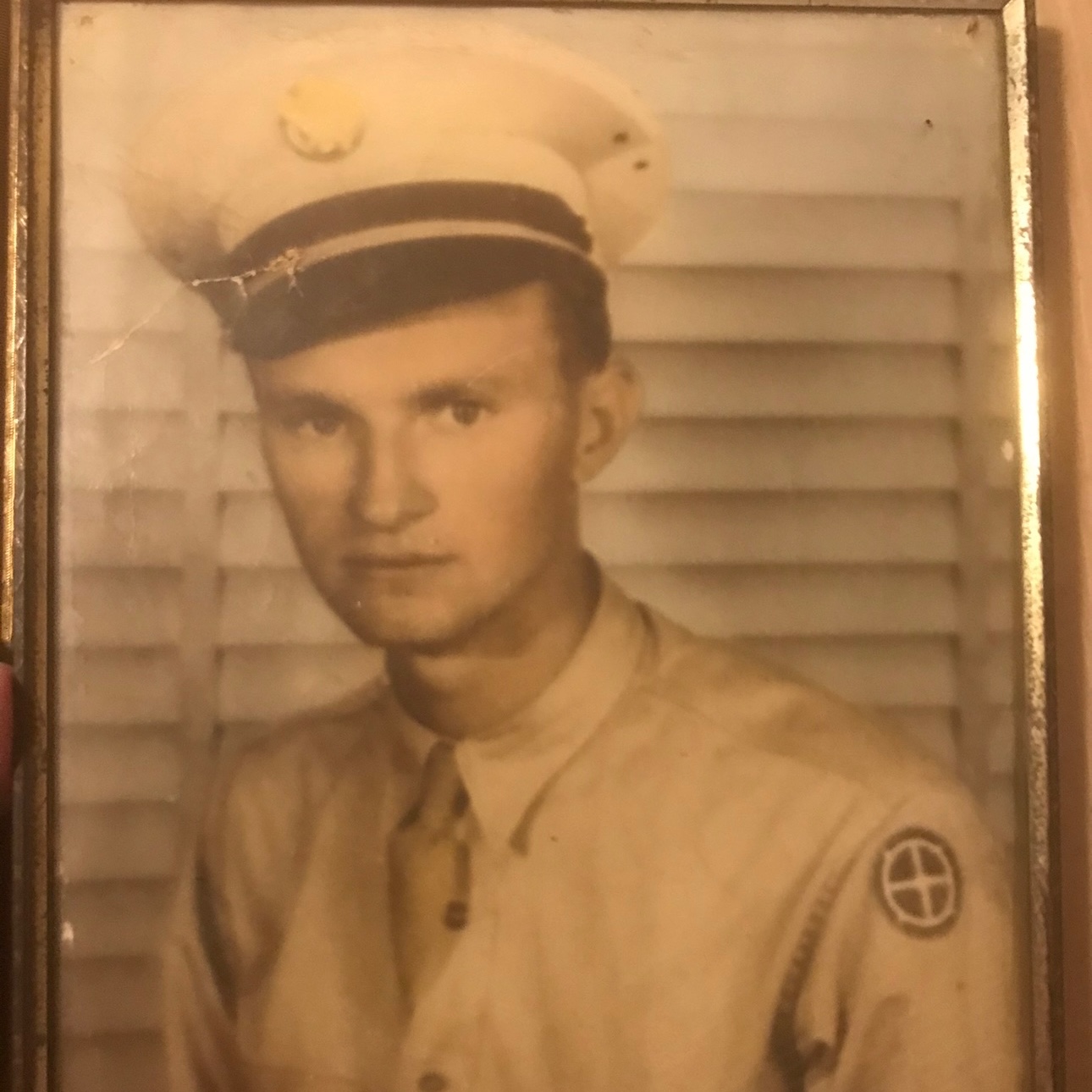 <i class="material-icons" data-template="memories-icon">chat_bubble</i><br/>Leroy David Fagan, Army, Staff Sergeant <br/>Born 3/8/1924<br/>Passed on 6/18/2014<br/>Posted by: Melanie King<br/><div class='remember-wall-long-description'>Forever grateful for this good man’s service! We love & miss you!</div><a class='btn btn-primary btn-sm mt-2 remember-wall-toggle-long-description' onclick='initRememberWallToggleLongDescriptionBtn(this)'>Learn more</a>