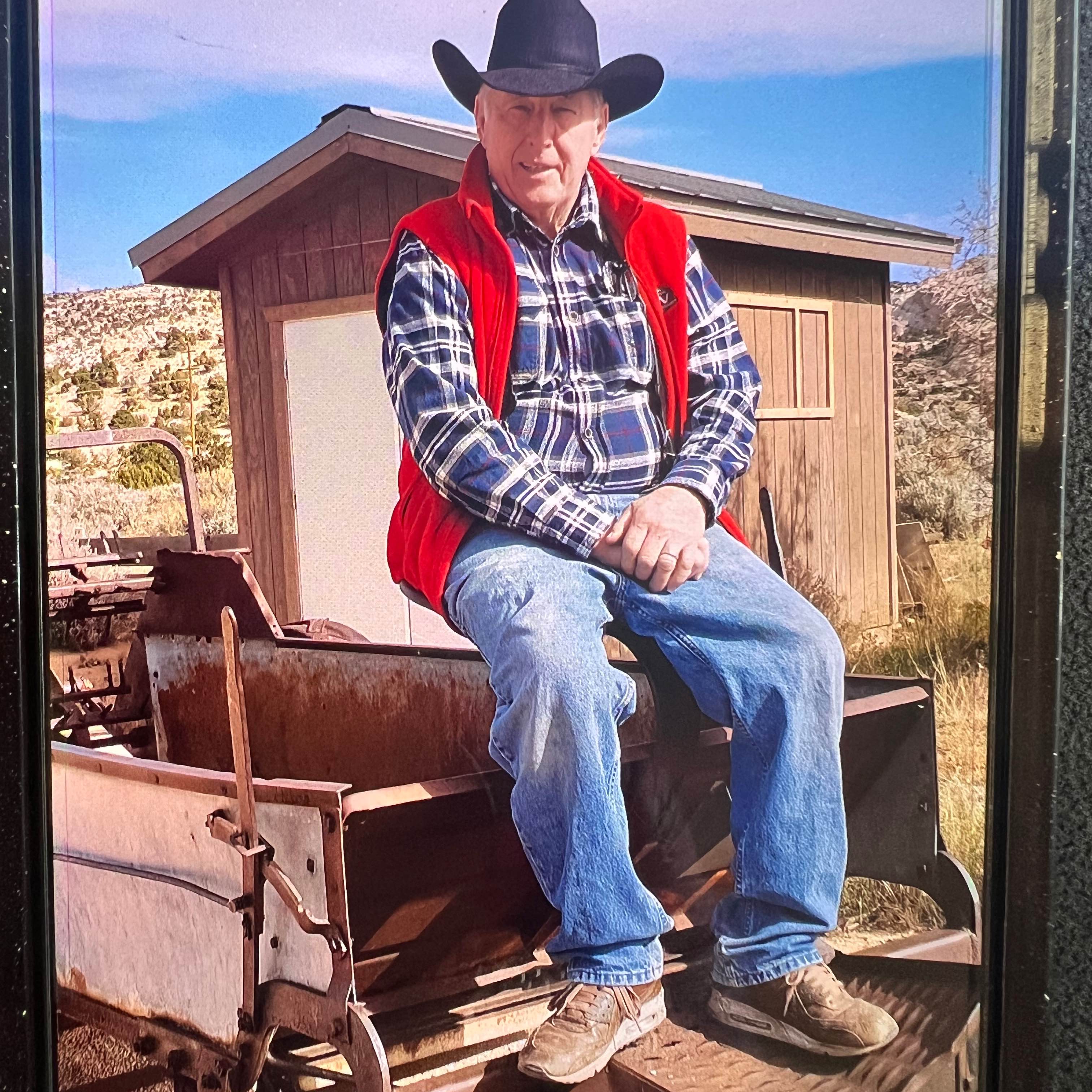 <i class="material-icons" data-template="memories-icon">chat_bubble</i><br/>Robert J Shoemaker, Army, <br/>Posted by: Tamara  Barnard<br/><div class='remember-wall-long-description'>We love and miss you so much Dad! So happy a wreath was placed in your honor this morning by a couple of your close buddies. I wish I could have been there.Love Tels xo</div><a class='btn btn-primary btn-sm mt-2 remember-wall-toggle-long-description' onclick='initRememberWallToggleLongDescriptionBtn(this)'>Learn more</a>