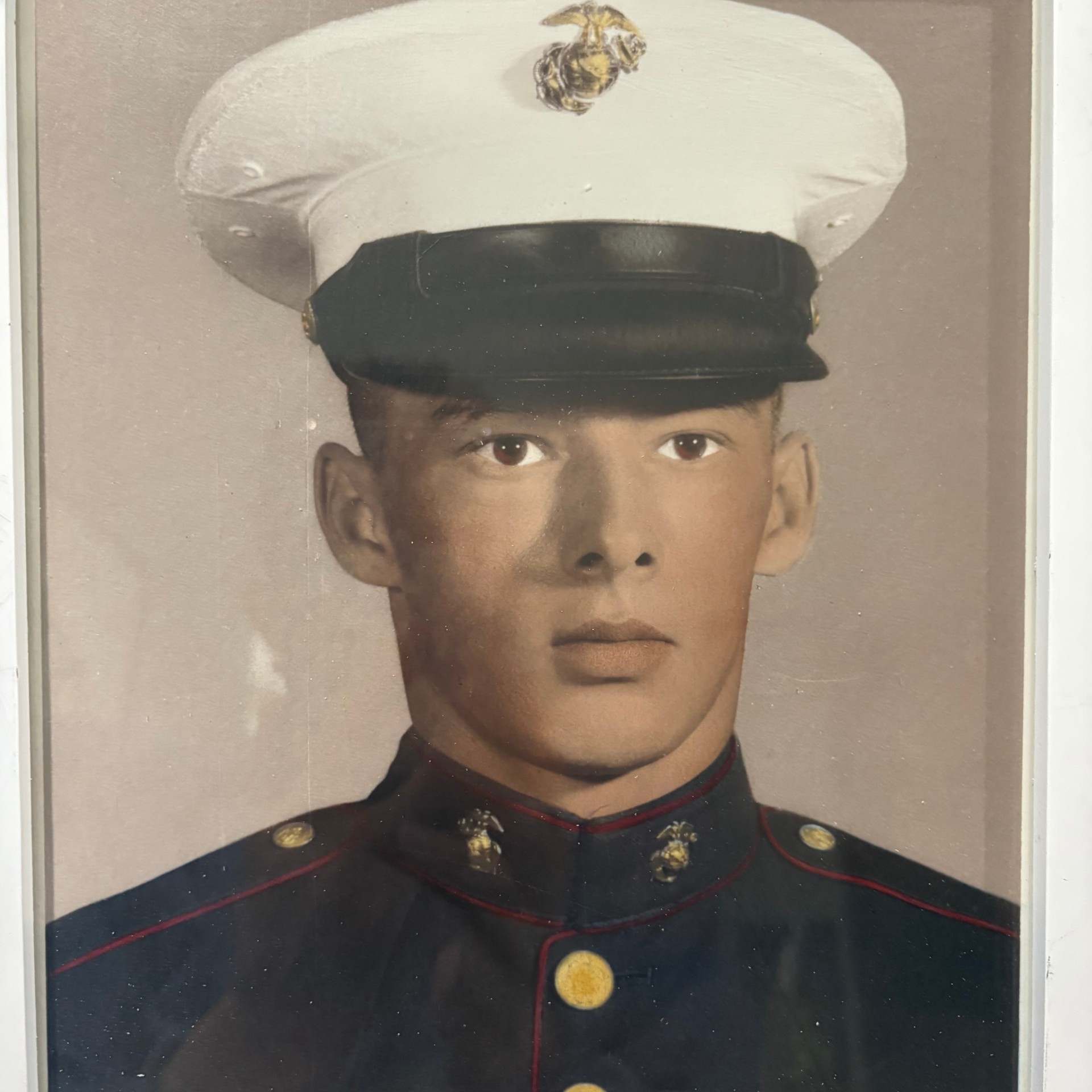<i class="material-icons" data-template="memories-icon">chat_bubble</i><br/>Larry Michael Jones, Marine Corps, Sargent<br/>Posted by: Carrie Craddock<br/><div class='remember-wall-long-description'>In loving memory of dad.Love,Carrie</div><a class='btn btn-primary btn-sm mt-2 remember-wall-toggle-long-description' onclick='initRememberWallToggleLongDescriptionBtn(this)'>Learn more</a>