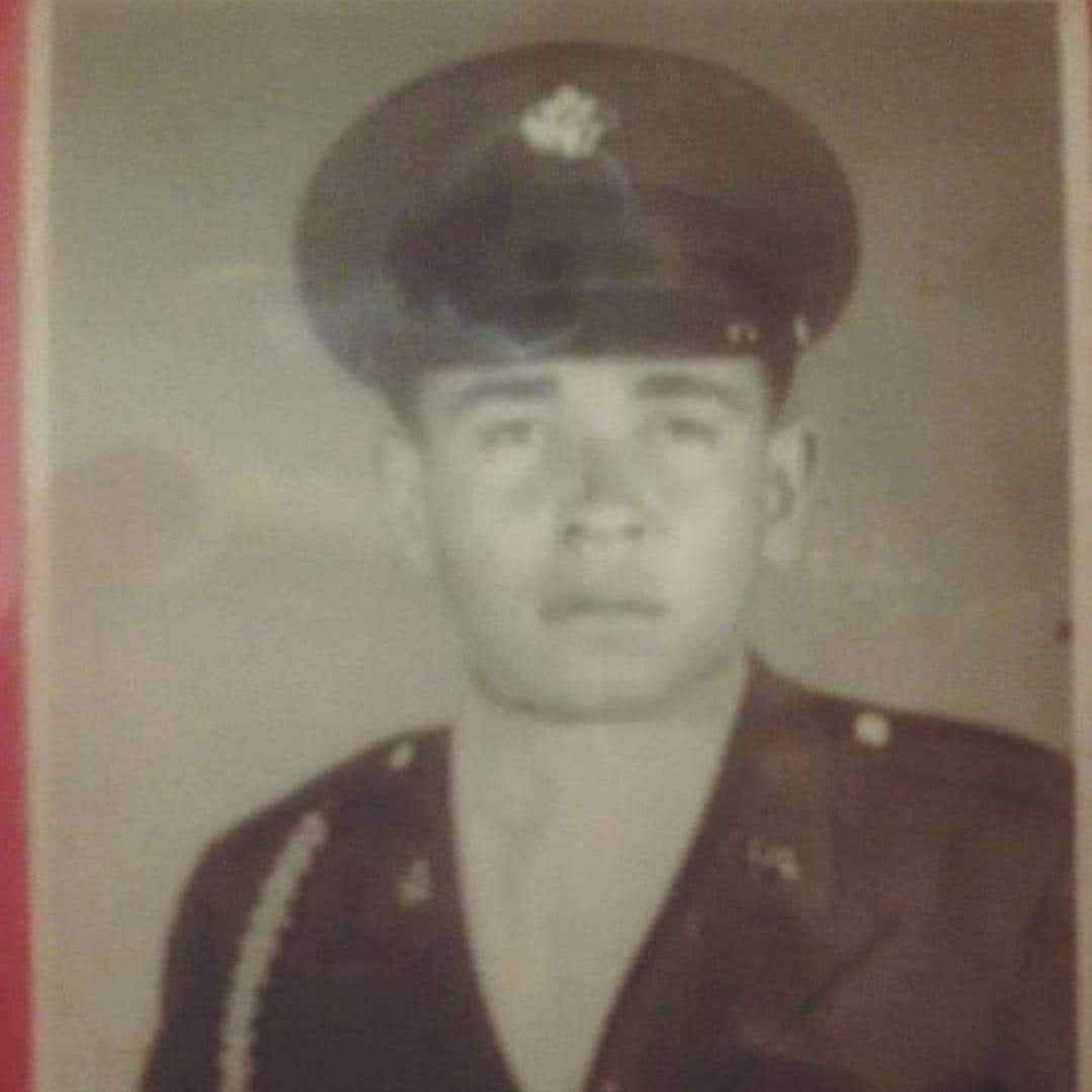 <i class="material-icons" data-template="memories-icon">chat_bubble</i><br/>José Tirado-Montalvo, Army, SGG<br/>Born 12/25/1947<br/>Passed on 8/16/2021<br/>Posted by: Brenda-Naara-Angelic<br/><div class='remember-wall-long-description'>Siempre en nuestros corazones, te extrañamos demasiado.Tu hija Brenda y tus nietas Naara y Angelic</div><a class='btn btn-primary btn-sm mt-2 remember-wall-toggle-long-description' onclick='initRememberWallToggleLongDescriptionBtn(this)'>Learn more</a>