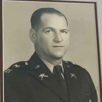 <i class="material-icons" data-template="memories-icon">chat_bubble</i><br/>Thomas Allen Wiggins Sr.<br/><div class='remember-wall-long-description'>Thomas Allen Wiggins Sr. - Major (Retired) - United States Army 
 - World War II and Korea - December 7th, 2016 - April 5th, 2002 - 
 Washington County Memorial Gardens, Sandersville, GA</div><a class='btn btn-primary btn-sm mt-2 remember-wall-toggle-long-description' onclick='initRememberWallToggleLongDescriptionBtn(this)'>Learn more</a>