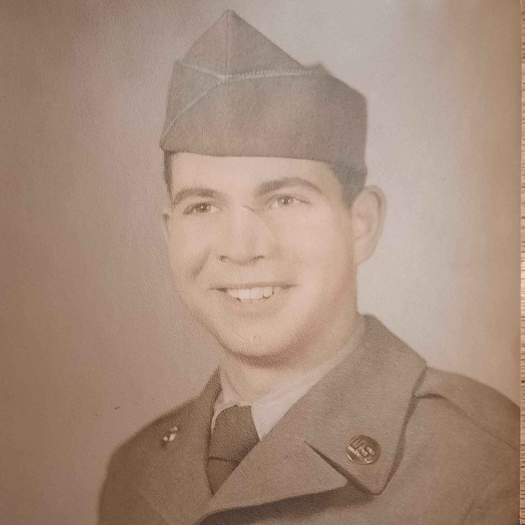 <i class="material-icons" data-template="memories-icon">chat_bubble</i><br/>Lloyd Marks, Army, Sergeant <br/>Posted by: Dan & Laurie Blower<br/><div class='remember-wall-long-description'>Love and miss you Dad. ??</div><a class='btn btn-primary btn-sm mt-2 remember-wall-toggle-long-description' onclick='initRememberWallToggleLongDescriptionBtn(this)'>Learn more</a>