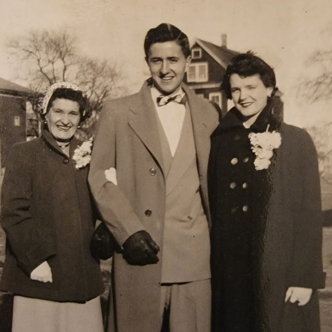 <i class="material-icons" data-template="memories-icon">chat_bubble</i><br/>Richard D Bumstead, Army, First LT<br/>Born 2/9/1932<br/>Passed on 5/30/2001<br/>Posted by: Kelley<br/><div class='remember-wall-long-description'>Merry Christmas in heaven, Grandy & Grandpa</div><a class='btn btn-primary btn-sm mt-2 remember-wall-toggle-long-description' onclick='initRememberWallToggleLongDescriptionBtn(this)'>Learn more</a>