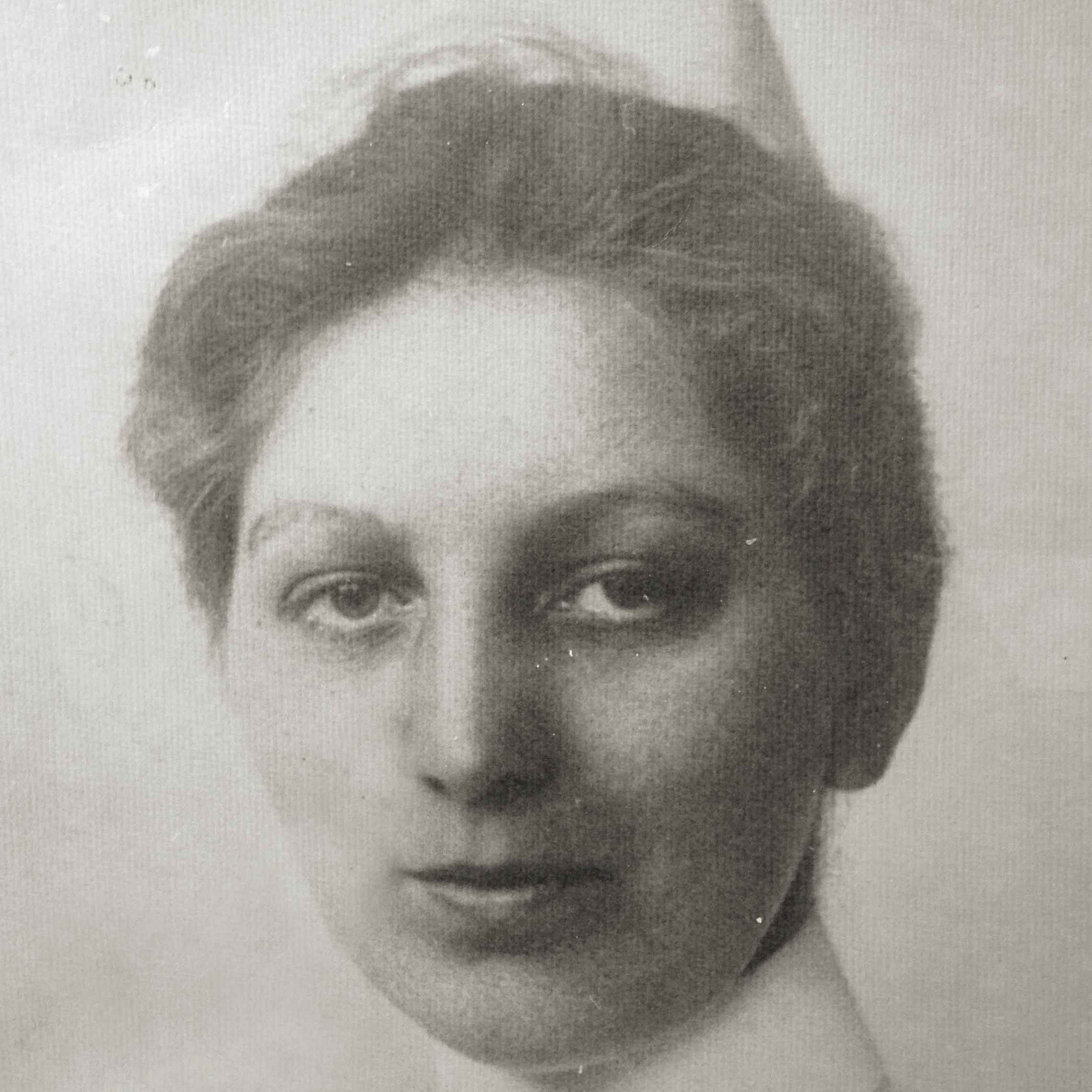 <i class="material-icons" data-template="memories-icon">stars</i><br/>Celia Vesta Ellis Winn, Army, Nurse<br/>Posted by: Grace Van Orden<br/><div class='remember-wall-long-description'></div><a class='btn btn-primary btn-sm mt-2 remember-wall-toggle-long-description' onclick='initRememberWallToggleLongDescriptionBtn(this)'>Learn more</a>