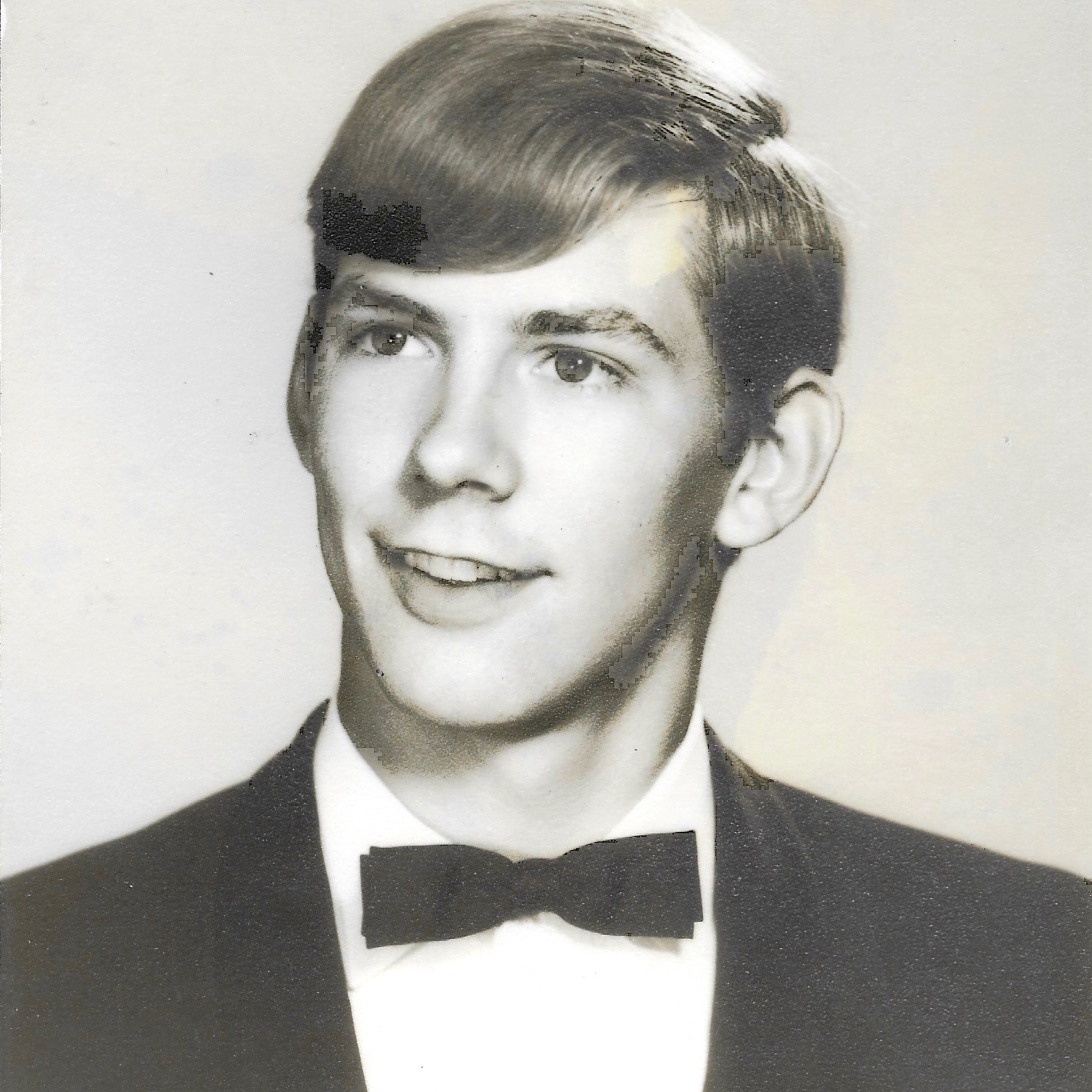 <i class="material-icons" data-template="memories-icon">chat_bubble</i><br/>Michael Lee Duttweiler, Navy, <br/>Posted by: His loving daughter<br/><div class='remember-wall-long-description'>From Steven, Carolyn, Noah, Cole and Luke. Thank you for loving us where we were and supporting our passions. We will always love you Grandaddy Mike.</div><a class='btn btn-primary btn-sm mt-2 remember-wall-toggle-long-description' onclick='initRememberWallToggleLongDescriptionBtn(this)'>Learn more</a>