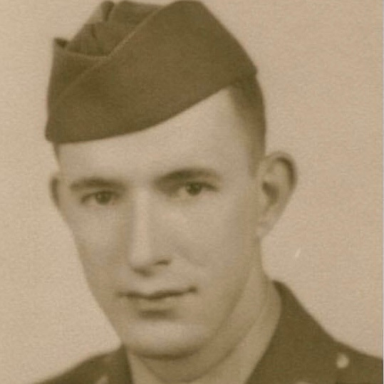 <i class="material-icons" data-template="memories-icon">chat_bubble</i><br/>Richard DuChateau Hogan, Army, <br/>Posted by: Molly Hogan<br/><div class='remember-wall-long-description'>Remembering my Grandpa Hogan, who served in World War II in the U.S. Army Air Corps</div><a class='btn btn-primary btn-sm mt-2 remember-wall-toggle-long-description' onclick='initRememberWallToggleLongDescriptionBtn(this)'>Learn more</a>