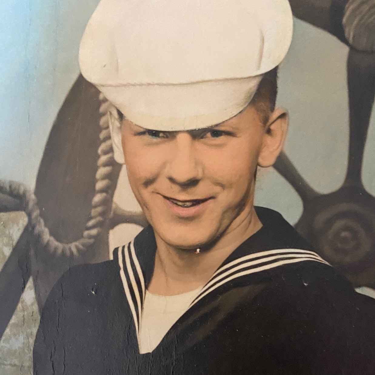 <i class="material-icons" data-template="memories-icon">chat_bubble</i><br/>Philip A Tsonis, Navy, DT3<br/>Posted by: Sheryl Tsonis Denan<br/><div class='remember-wall-long-description'>Memory eternal. I love you dad.</div><a class='btn btn-primary btn-sm mt-2 remember-wall-toggle-long-description' onclick='initRememberWallToggleLongDescriptionBtn(this)'>Learn more</a>