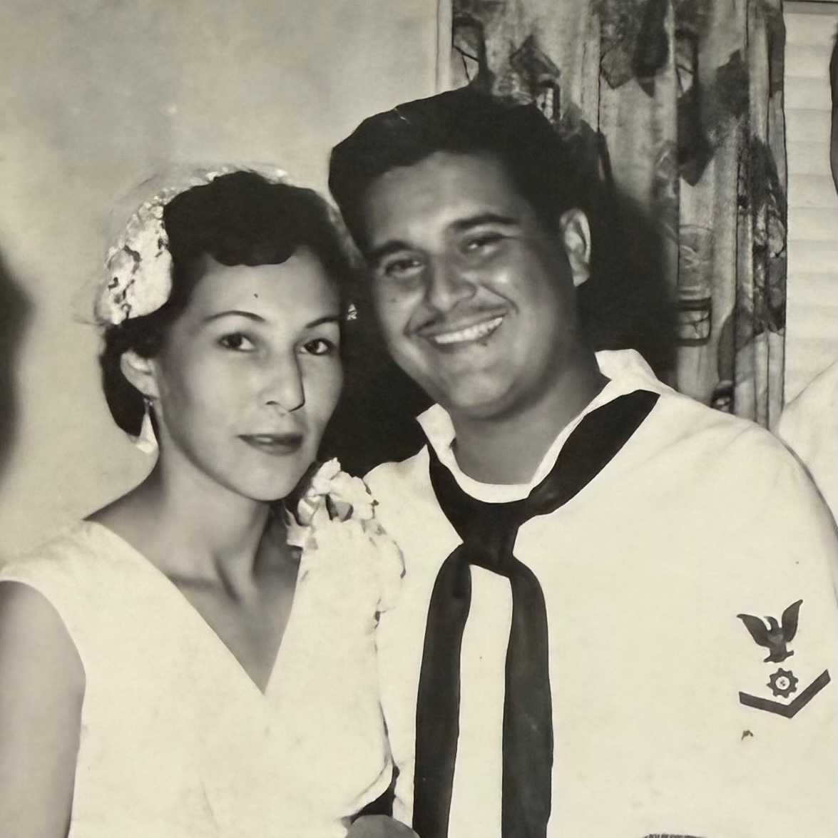 <i class="material-icons" data-template="memories-icon">chat_bubble</i><br/>Joe V. Montez, Navy, <br/>Posted by: Your loving wife, Violet<br/><div class='remember-wall-long-description'>In loving memory of a Husband, Father and Grandfather who is greatly missed. Love you Forever.</div><a class='btn btn-primary btn-sm mt-2 remember-wall-toggle-long-description' onclick='initRememberWallToggleLongDescriptionBtn(this)'>Learn more</a>