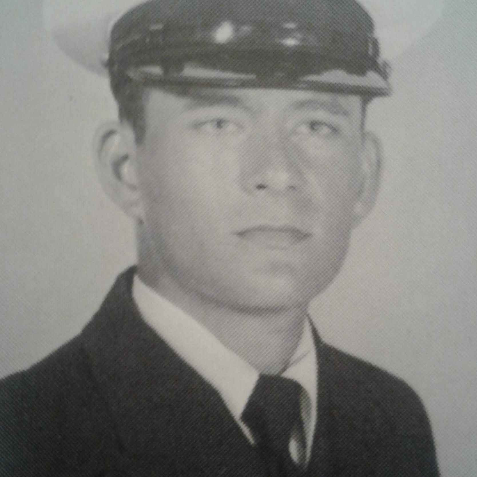<i class="material-icons" data-template="memories-icon">chat_bubble</i><br/>Posted by: John Weber and Family<br/><div class='remember-wall-long-description'>Thank you for all you have done for me and my family on this Christmas and every Christmas. From one veteran to another" Thank you and Merry Christmas to you.</div><a class='btn btn-primary btn-sm mt-2 remember-wall-toggle-long-description' onclick='initRememberWallToggleLongDescriptionBtn(this)'>Learn more</a>