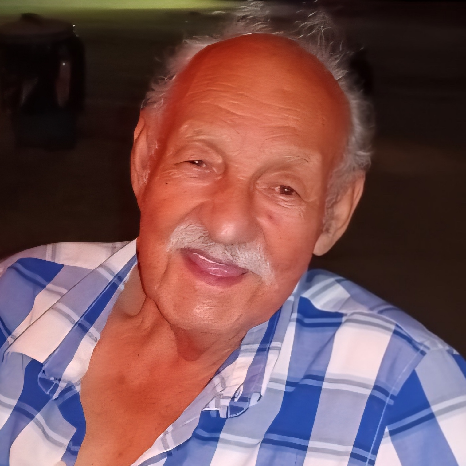 <i class="material-icons" data-template="memories-icon">chat_bubble</i><br/>Alfredo Vallejo, Army, <br/>Posted by: Maria Herrera<br/><div class='remember-wall-long-description'>In memory of my father, we just lost him on December 2nd.</div><a class='btn btn-primary btn-sm mt-2 remember-wall-toggle-long-description' onclick='initRememberWallToggleLongDescriptionBtn(this)'>Learn more</a>