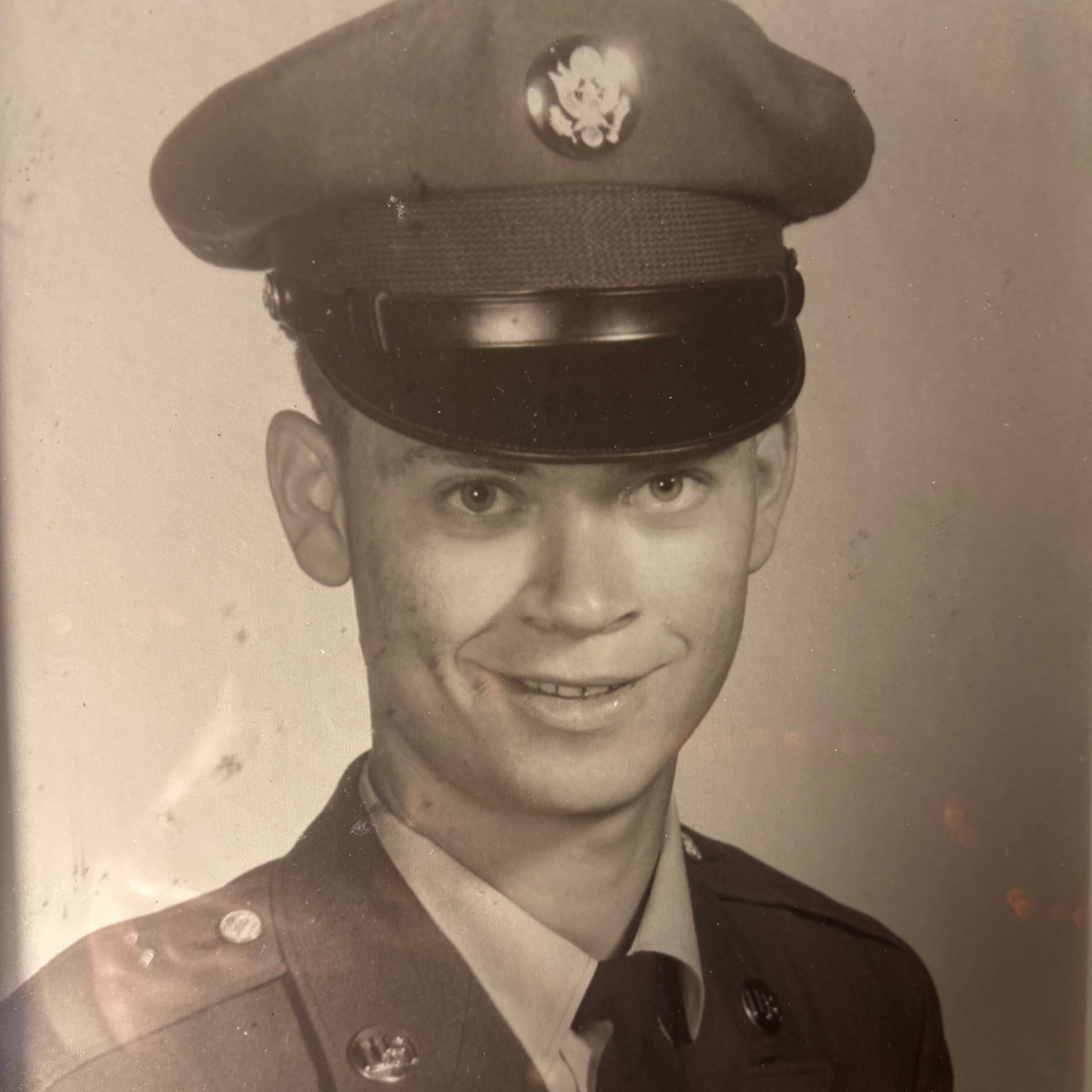 <i class="material-icons" data-template="memories-icon">chat_bubble</i><br/>Dawn Spence, Army, Sp4<br/>Passed on 3/1/2025<br/>Posted by: Dawn Spence<br/><div class='remember-wall-long-description'>My dad served this country with his heart and soul. He was so kind and generous to all he met. I love him and miss him very much. This is our first Christmas without him and his first wreath. Love you dad</div><a class='btn btn-primary btn-sm mt-2 remember-wall-toggle-long-description' onclick='initRememberWallToggleLongDescriptionBtn(this)'>Learn more</a>