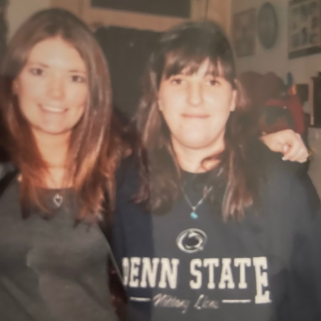 <i class="material-icons" data-template="memories-icon">chat_bubble</i><br/>Amber E. Colvin, <br/>Born 6/18/1978<br/>Passed on 6/10/2011<br/>Posted by: Katie Ault<br/><div class='remember-wall-long-description'>Remembering this beautiful soul that I was blessed to have as a sister and friend. She loved her family, her friends, and her children were her world that she so deeply loved. She was the kindest person with a huge heart. She will be forever loved and missed ??</div><a class='btn btn-primary btn-sm mt-2 remember-wall-toggle-long-description' onclick='initRememberWallToggleLongDescriptionBtn(this)'>Learn more</a>