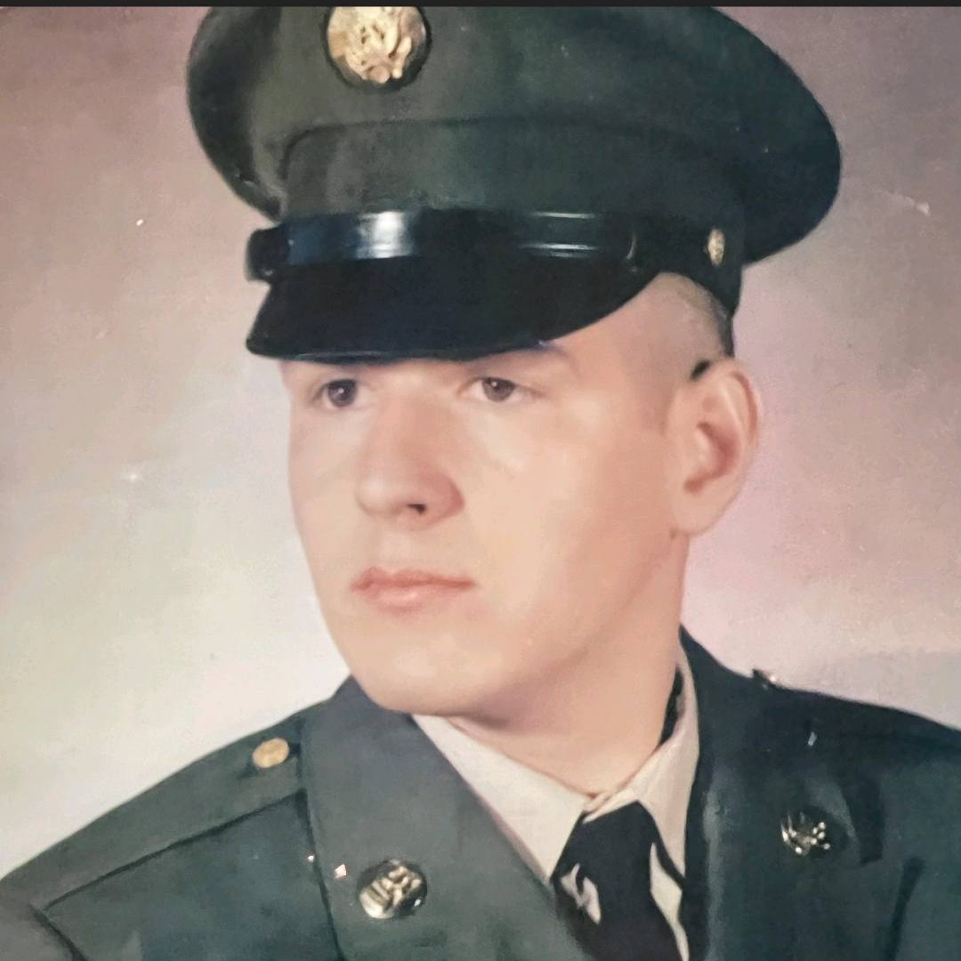 <i class="material-icons" data-template="memories-icon">chat_bubble</i><br/>Arthur Lee Sibley, Army, <br/>Posted by: Lori Sibley<br/><div class='remember-wall-long-description'>I love and miss you big brother. You have been my hero since I was a little girl.</div><a class='btn btn-primary btn-sm mt-2 remember-wall-toggle-long-description' onclick='initRememberWallToggleLongDescriptionBtn(this)'>Learn more</a>