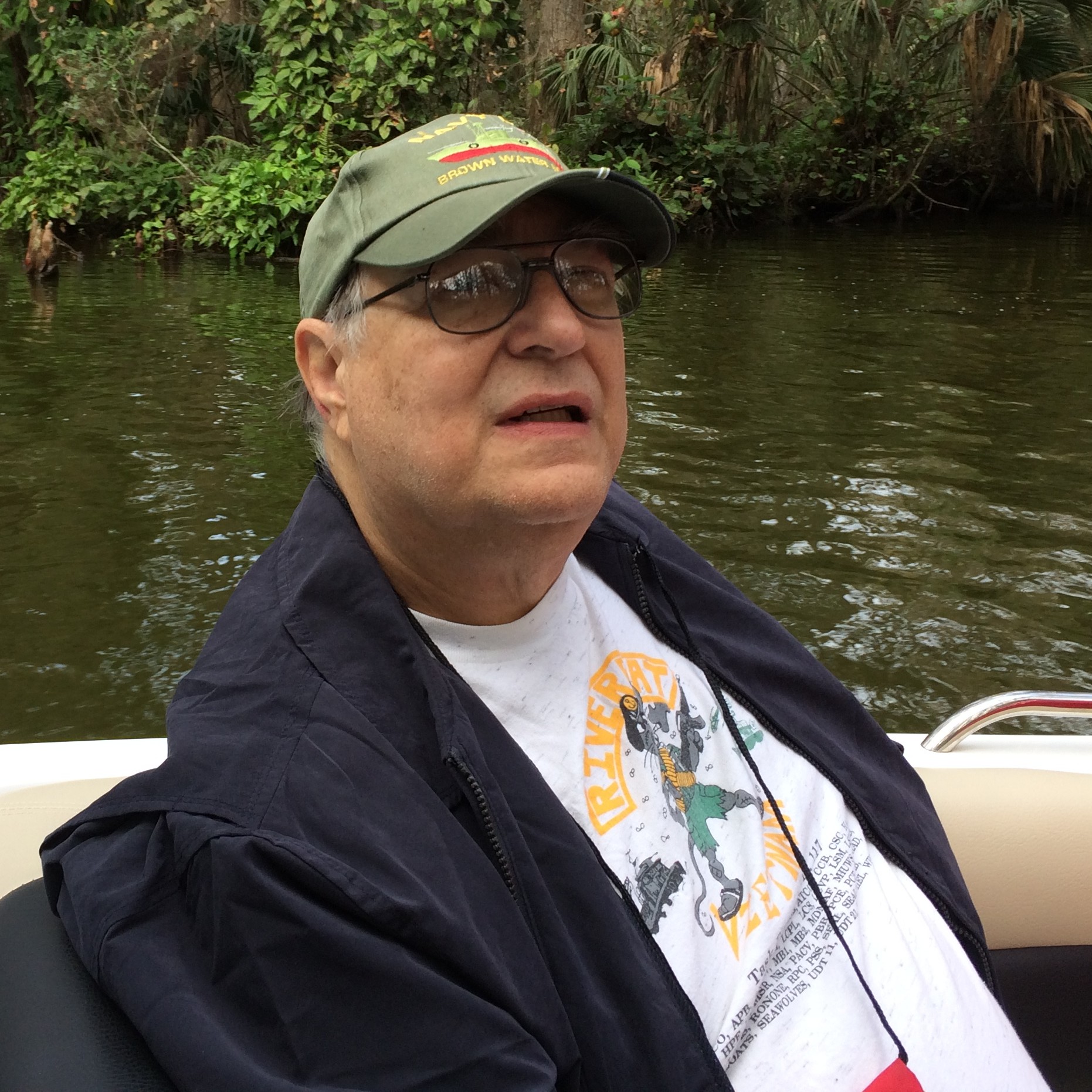 <i class="material-icons" data-template="memories-icon">chat_bubble</i><br/>Frank Re III, Navy, E3<br/>Born 7/7/1948<br/>Passed on 10/9/2023<br/>Posted by: Nancy Re<br/><div class='remember-wall-long-description'>Merry 3rd Christmas in Heaven - Miss you sooo much - Your loving wife</div><a class='btn btn-primary btn-sm mt-2 remember-wall-toggle-long-description' onclick='initRememberWallToggleLongDescriptionBtn(this)'>Learn more</a>