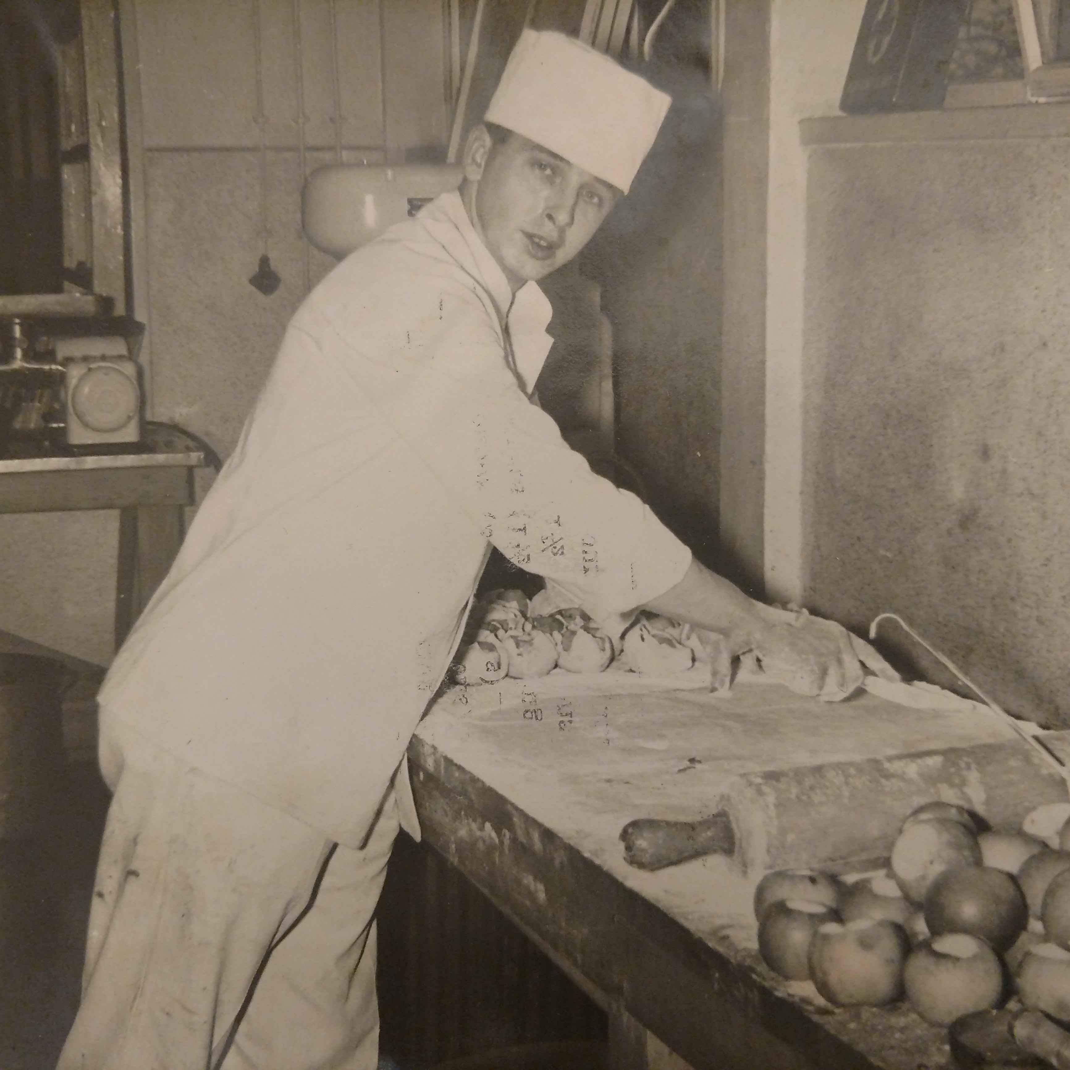 <i class="material-icons" data-template="memories-icon">chat_bubble</i><br/>Walter D. French, Army, <br/>Posted by: Cherie<br/><div class='remember-wall-long-description'>Miss you dad.</div><a class='btn btn-primary btn-sm mt-2 remember-wall-toggle-long-description' onclick='initRememberWallToggleLongDescriptionBtn(this)'>Learn more</a>