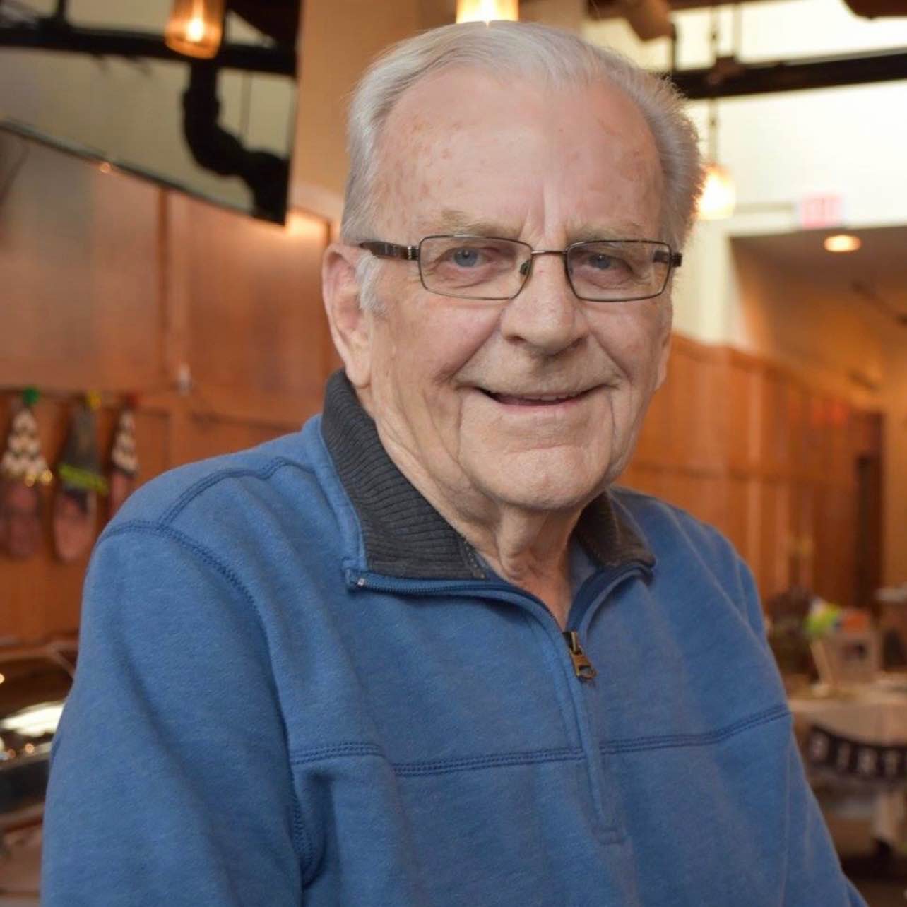 <i class="material-icons" data-template="memories-icon">chat_bubble</i><br/>Francis “Frank” Reilly, Army<br/>Born 2/6/1937<br/>Passed on 8/20/2021<br/>Posted by: Kimberly Murphy<br/><div class='remember-wall-long-description'>I loving memory of the best Dad and Papa. We love and miss you so very much! There isn’t a day that goes by that you’re not thought of. Thank you for your service! We love you, Kim, Brayden &amp; Austin xoxo</div><a class='btn btn-primary btn-sm mt-2 remember-wall-toggle-long-description' onclick='initRememberWallToggleLongDescriptionBtn(this)'>Learn more</a>