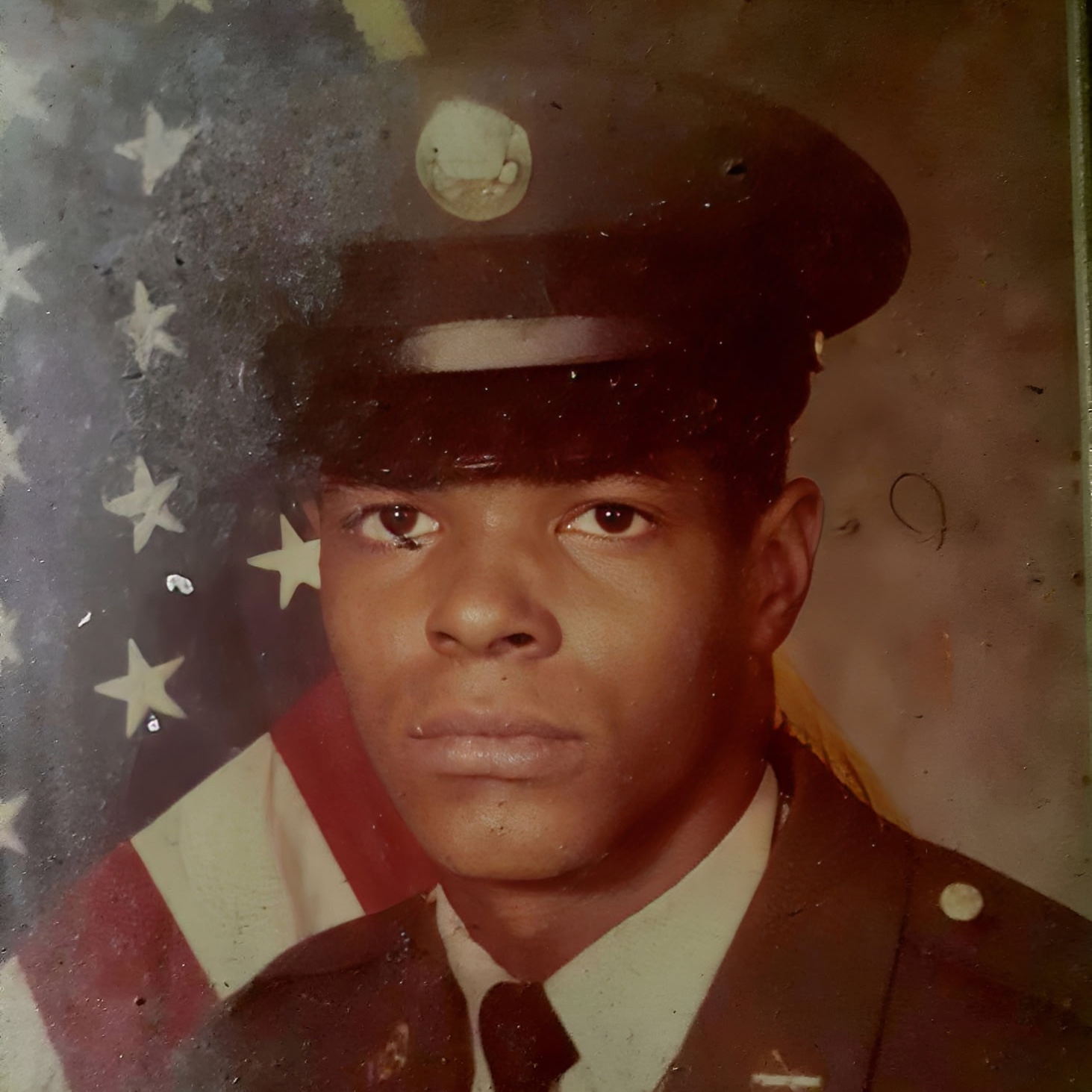 <i class="material-icons" data-template="memories-icon">chat_bubble</i><br/>Posted by: Valencia Davidson<br/><div class='remember-wall-long-description'>In memory of my #BigBrotherRonald E. Davidson Jr.Sunrise: November 24, 1961Sunset: September 3, 2025Gone but never forgotten, 4ever in my heart ??.</div><a class='btn btn-primary btn-sm mt-2 remember-wall-toggle-long-description' onclick='initRememberWallToggleLongDescriptionBtn(this)'>Learn more</a>