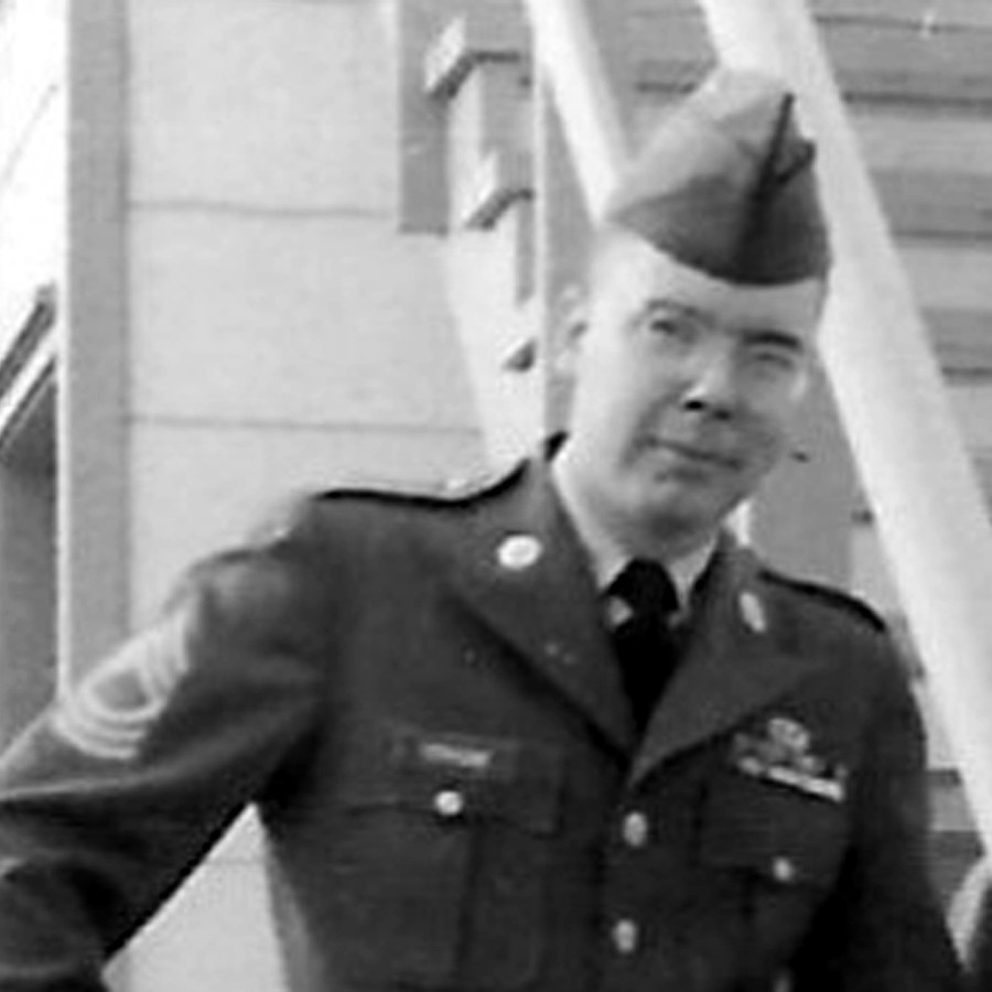 <i class="material-icons" data-template="memories-icon">chat_bubble</i><br/>Wesley F. Terhune, Army, <br/>Posted by: Karen T.<br/><div class='remember-wall-long-description'>With love and respect for 22 years of service. 
Rick, Karen, Lindsay and Orion</div><a class='btn btn-primary btn-sm mt-2 remember-wall-toggle-long-description' onclick='initRememberWallToggleLongDescriptionBtn(this)'>Learn more</a>